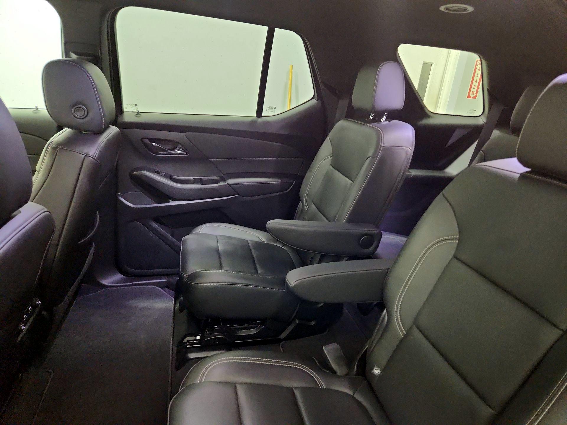 Thumbnail: 2023 Chevrolet Traverse - 19