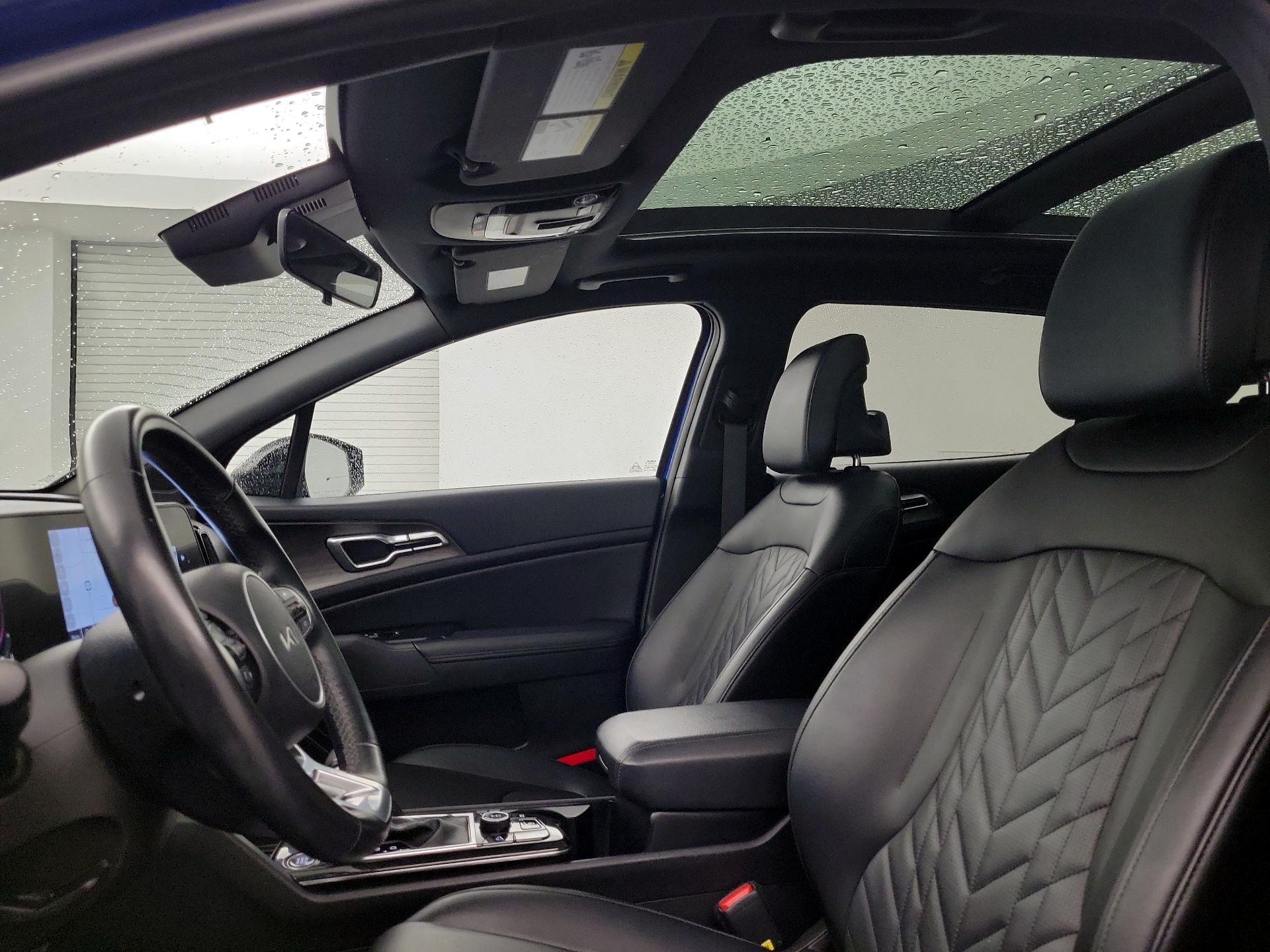 Thumbnail: 2023 Kia Sportage - 18