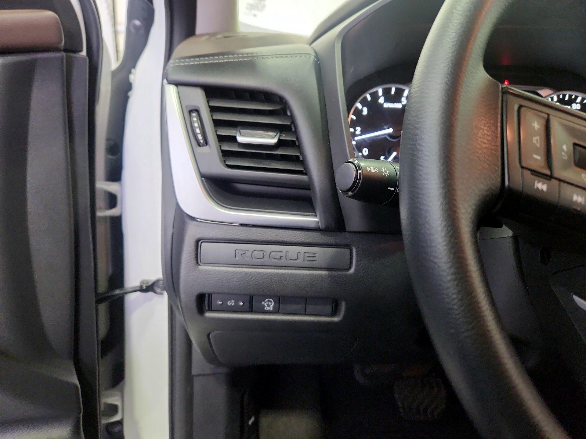 Thumbnail: 2023 Nissan Rogue - 13