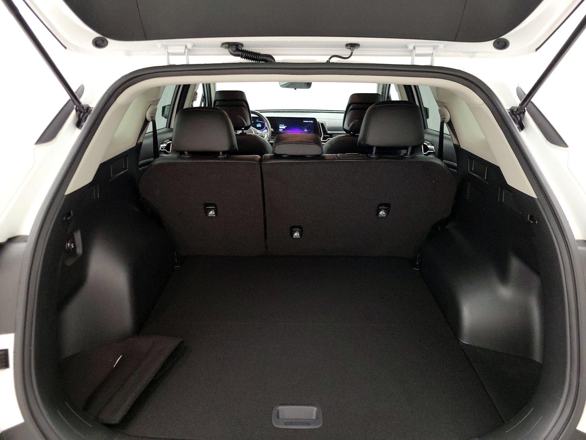 Thumbnail: 2023 Kia Sportage - 20