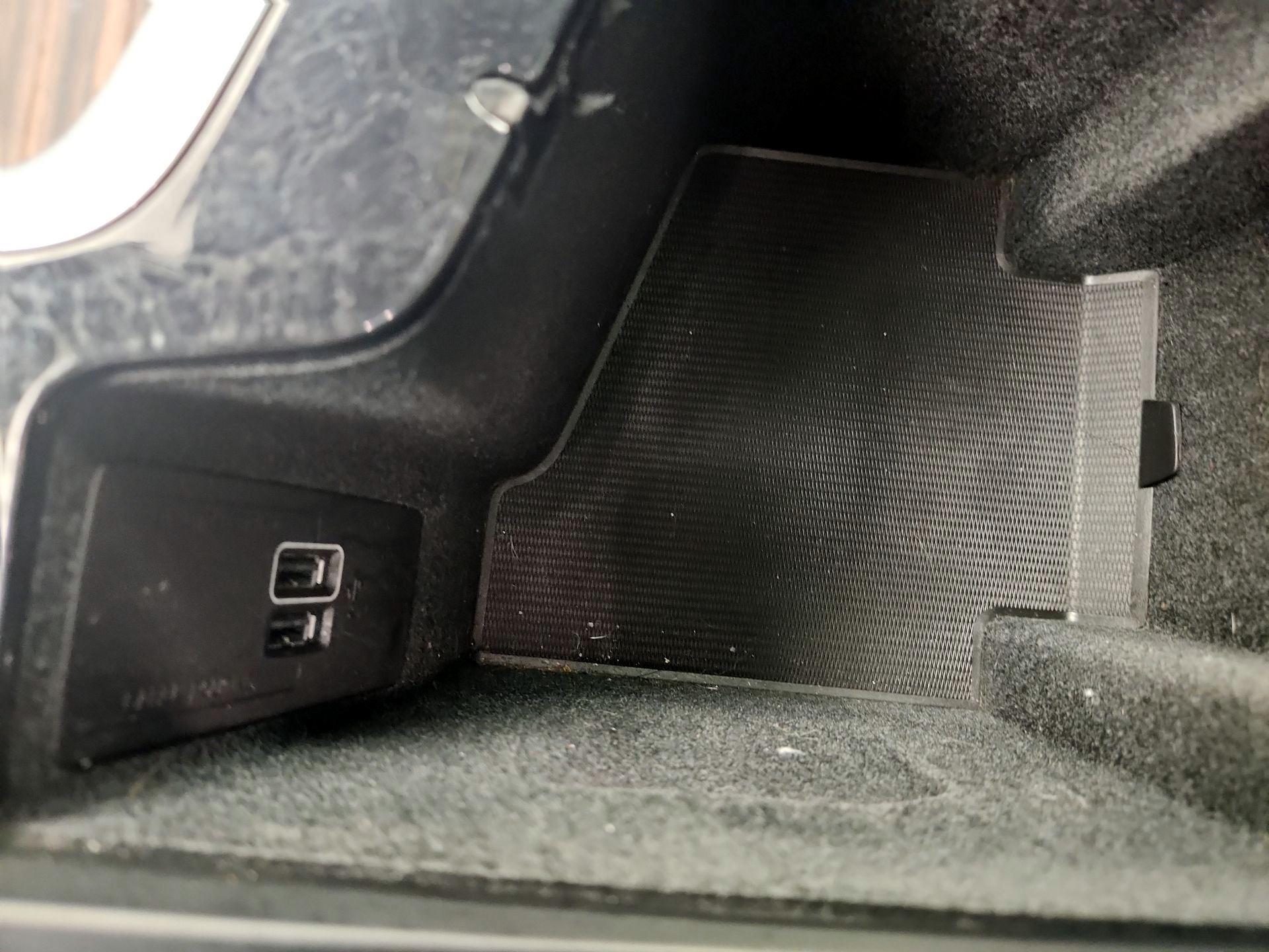 Thumbnail: 2021 Volvo XC60 - 19