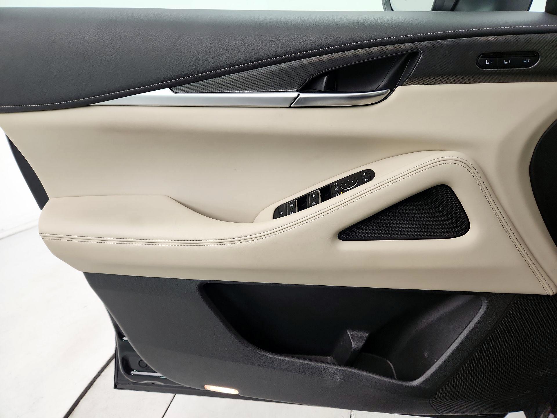 Thumbnail: 2022 INFINITI QX60 - 10