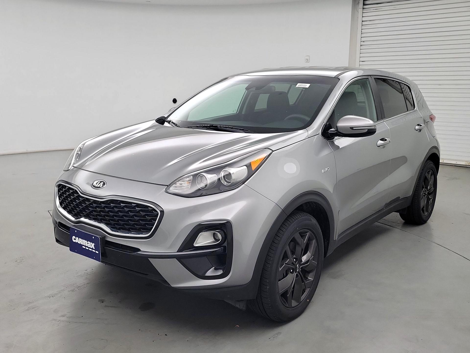 Thumbnail: 2022 Kia Sportage - 3