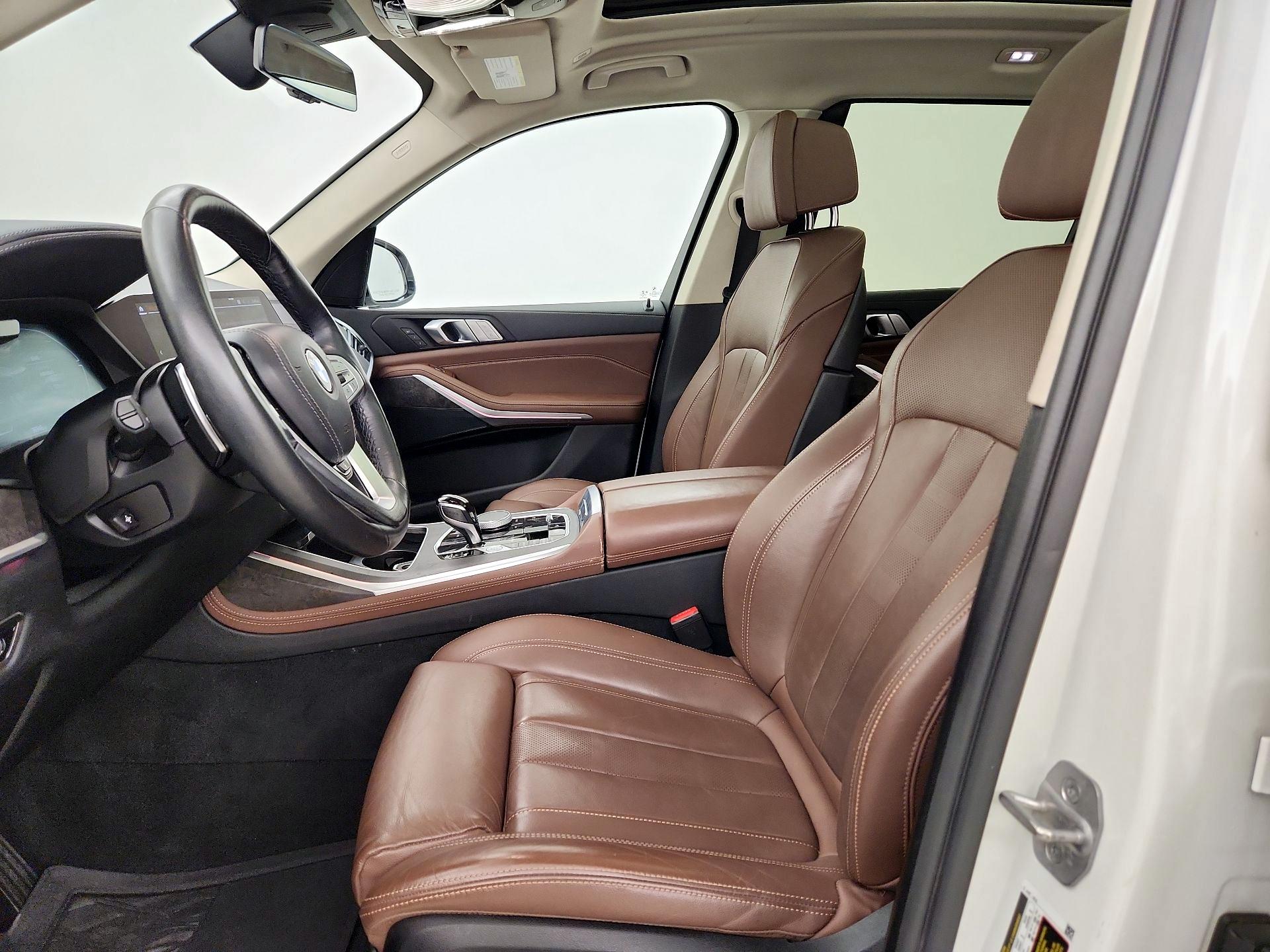 Thumbnail: 2022 BMW X7 - 11