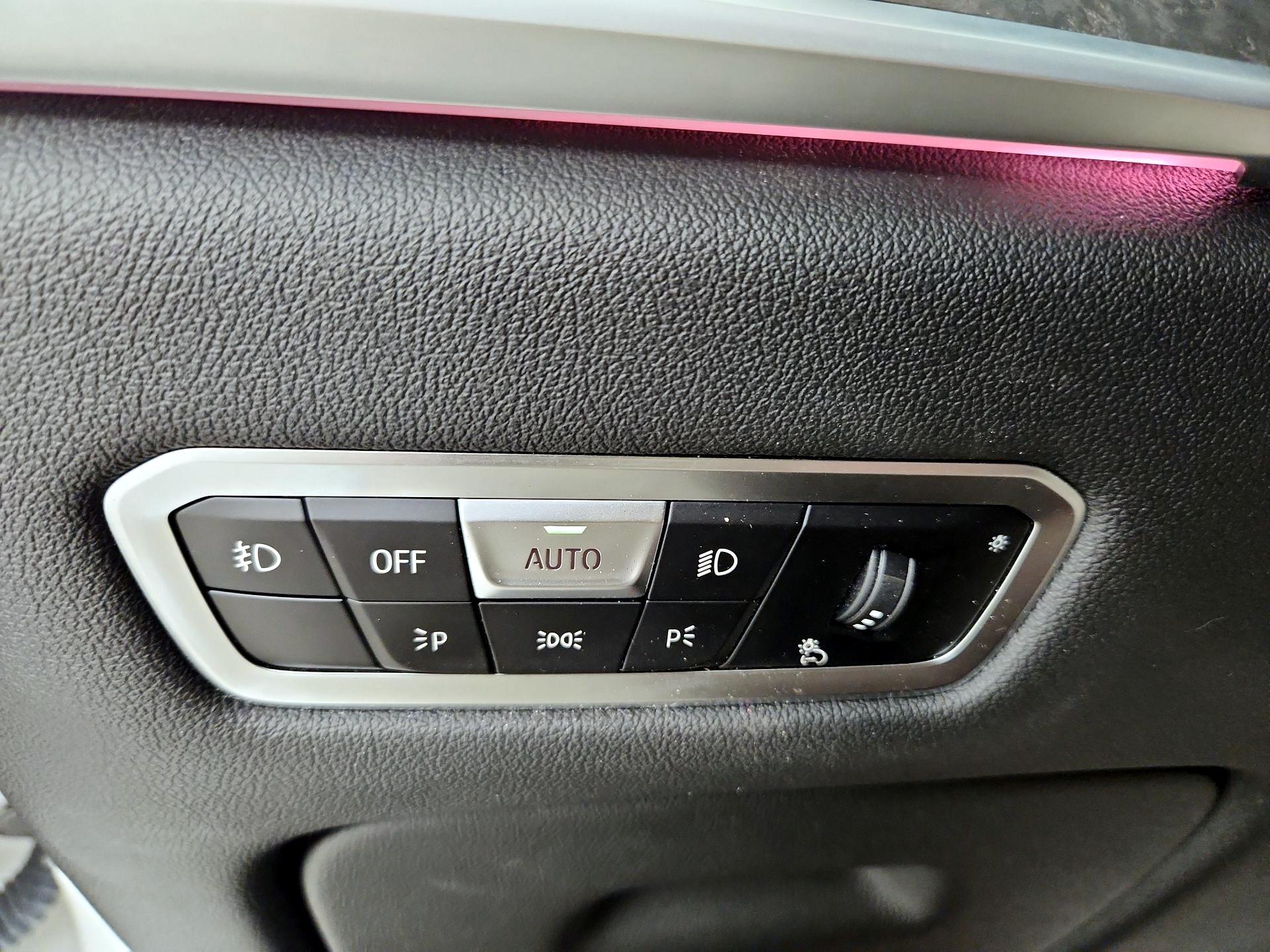 Thumbnail: 2022 BMW X7 - 13