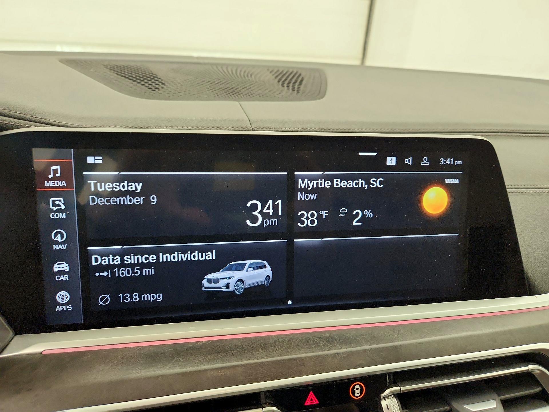 Thumbnail: 2022 BMW X7 - 16