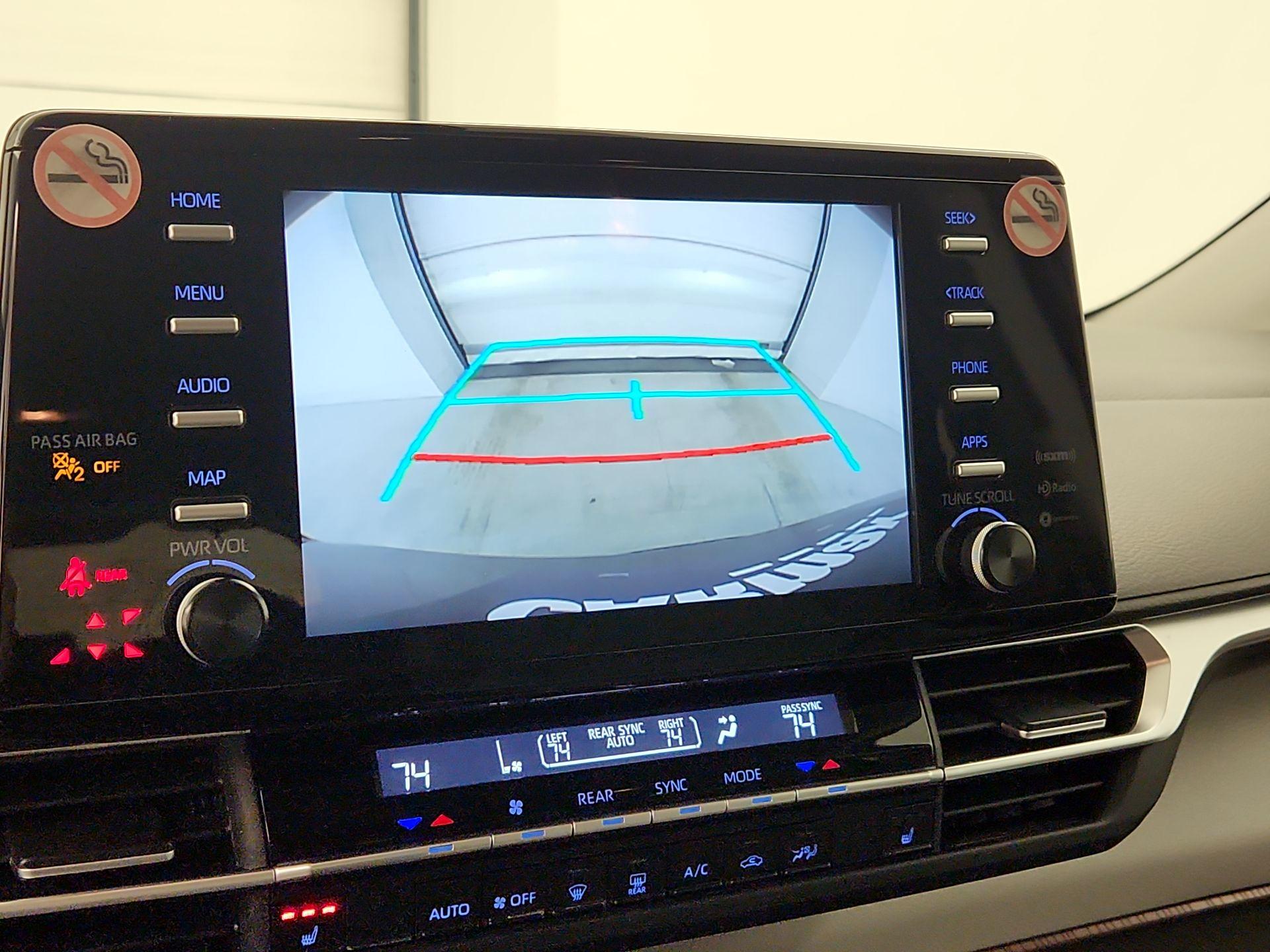 Thumbnail: 2024 Toyota Sienna - 14