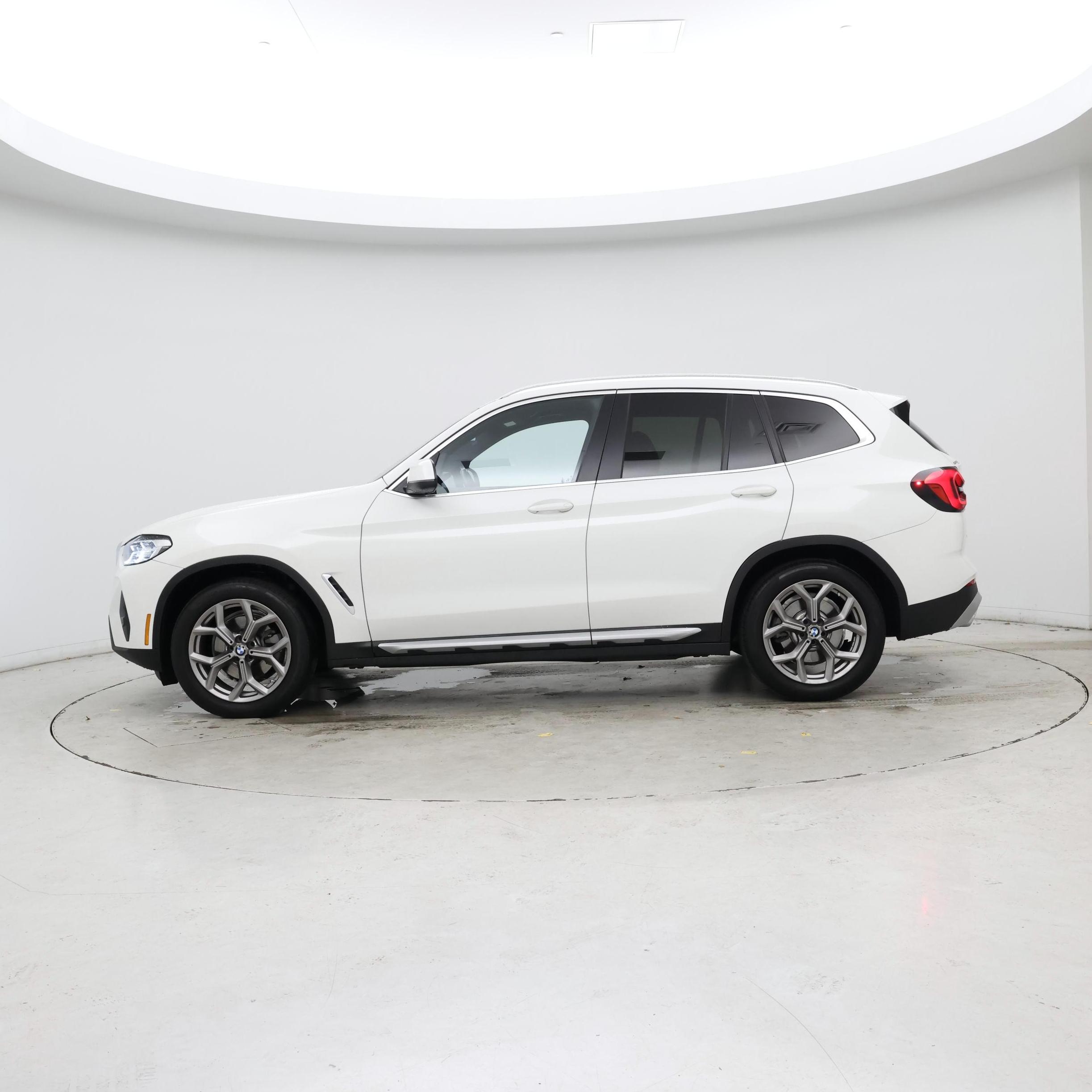 Thumbnail: 2022 BMW X3 - 3