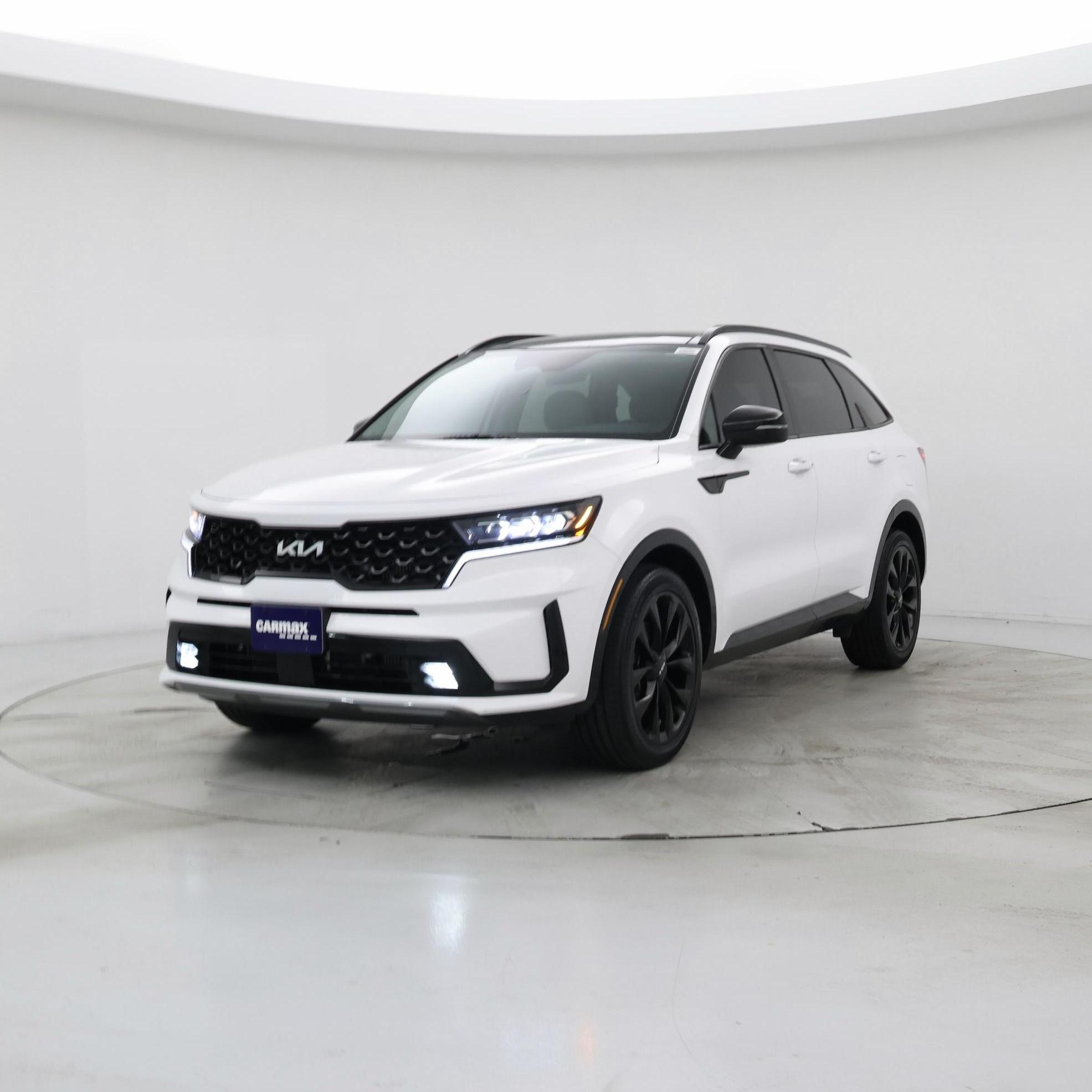 Thumbnail: 2022 Kia Sorento - 4