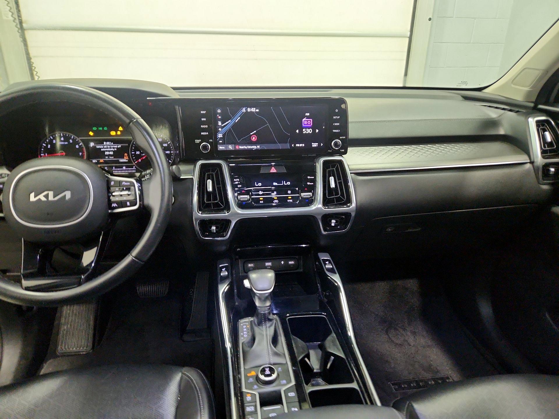 Thumbnail: 2022 Kia Sorento - 9