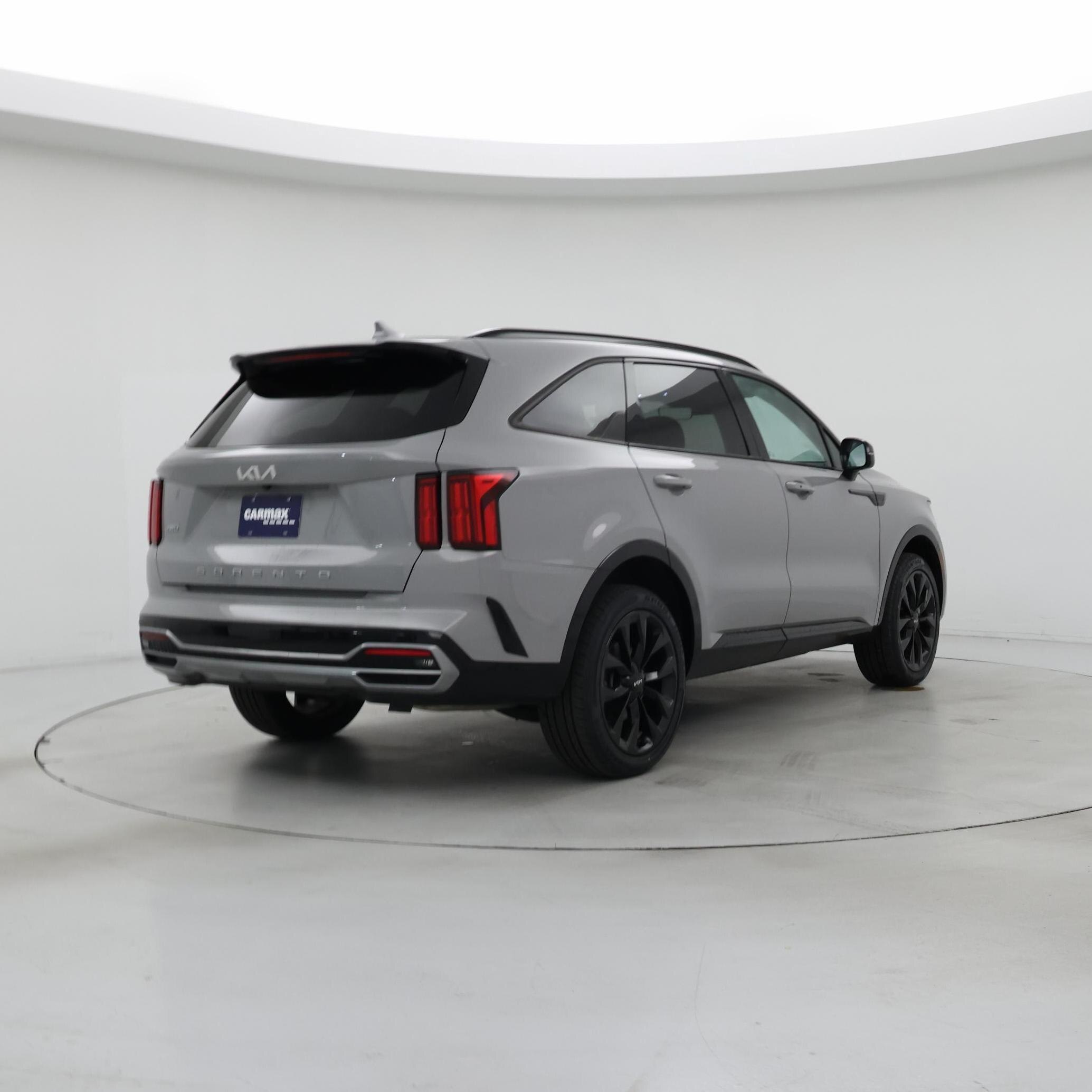 Thumbnail: 2022 Kia Sorento - 8