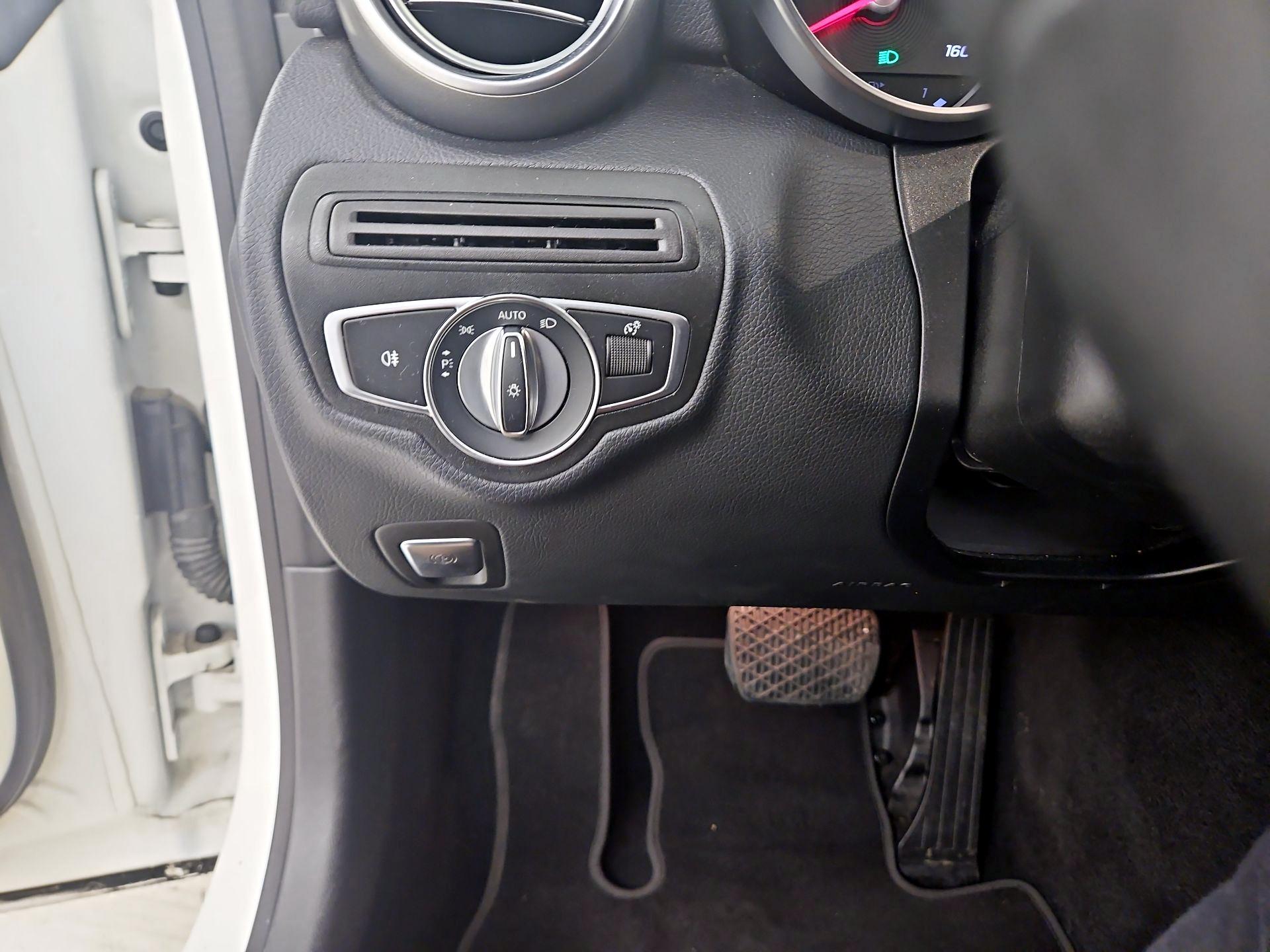 Thumbnail: 2019 Mercedes-Benz C-Class - 13