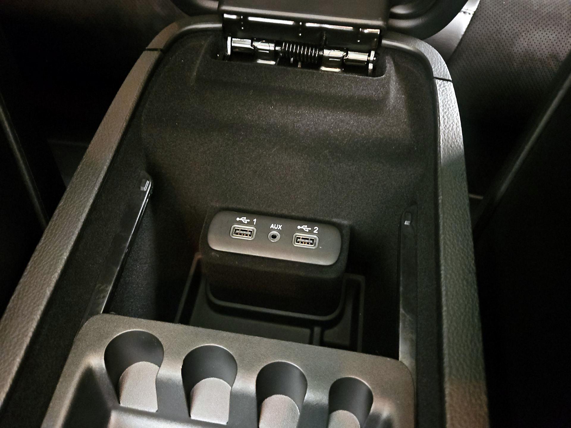 Thumbnail: 2022 Dodge Charger - 18