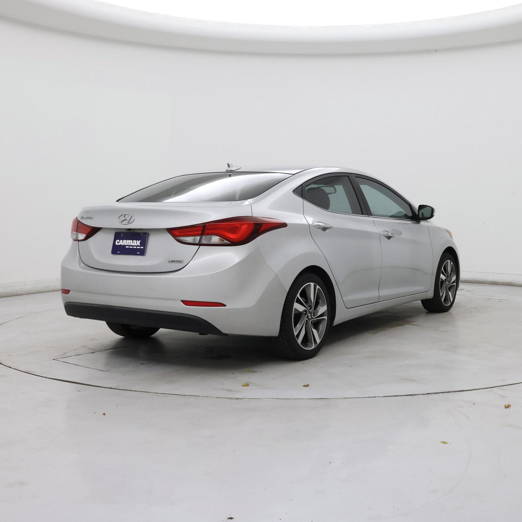 Thumbnail: 2015 Hyundai Elantra - 8