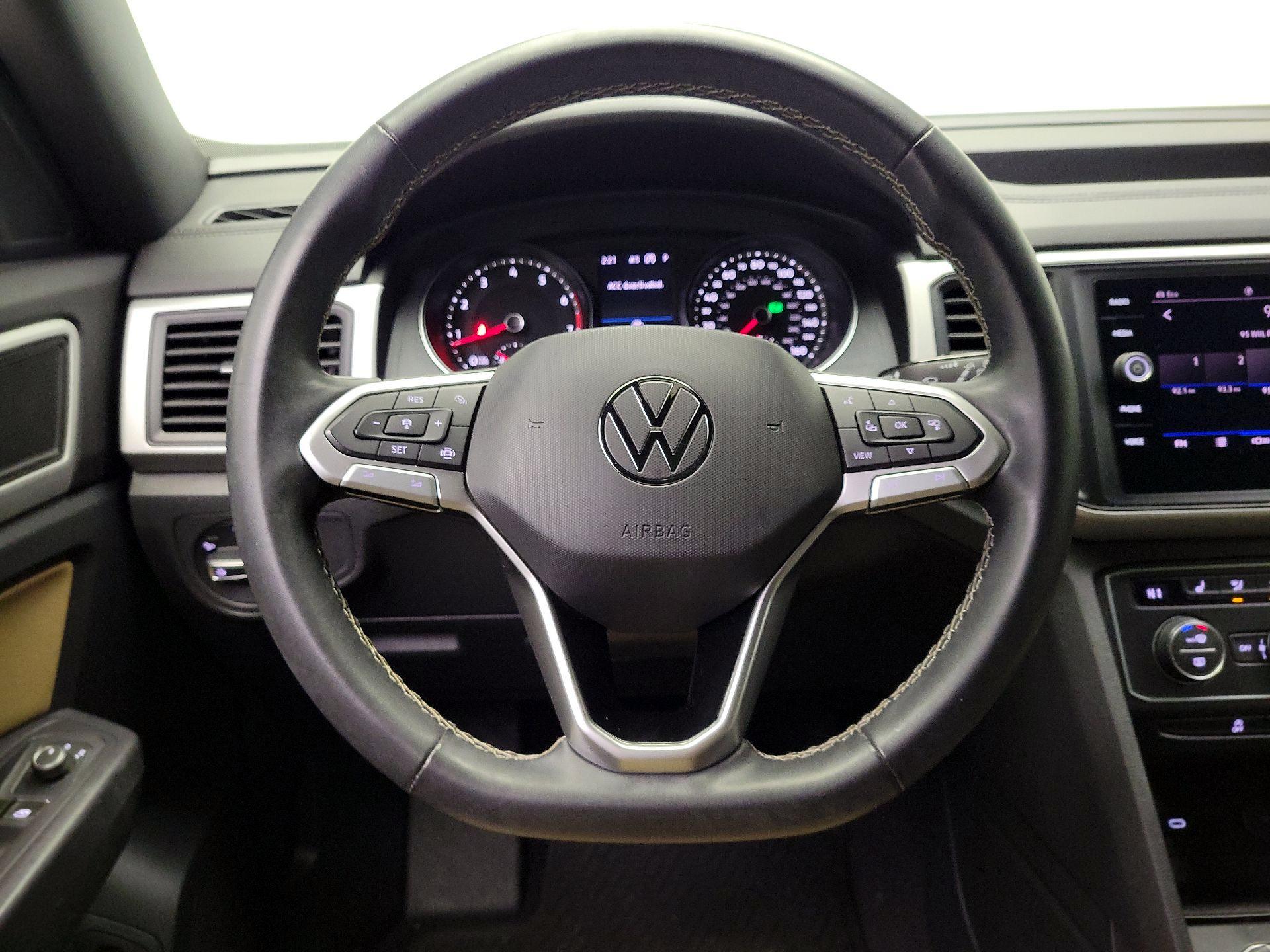 Thumbnail: 2021 Volkswagen Atlas - 10