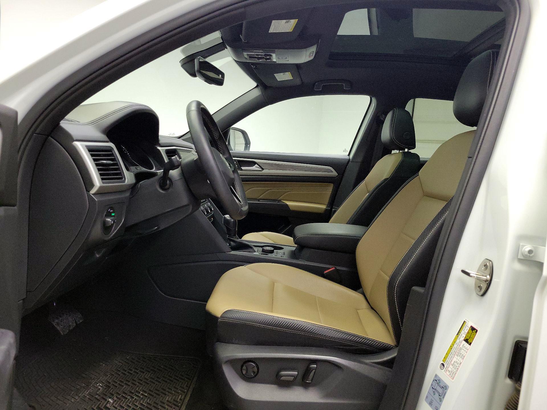 Thumbnail: 2021 Volkswagen Atlas - 19