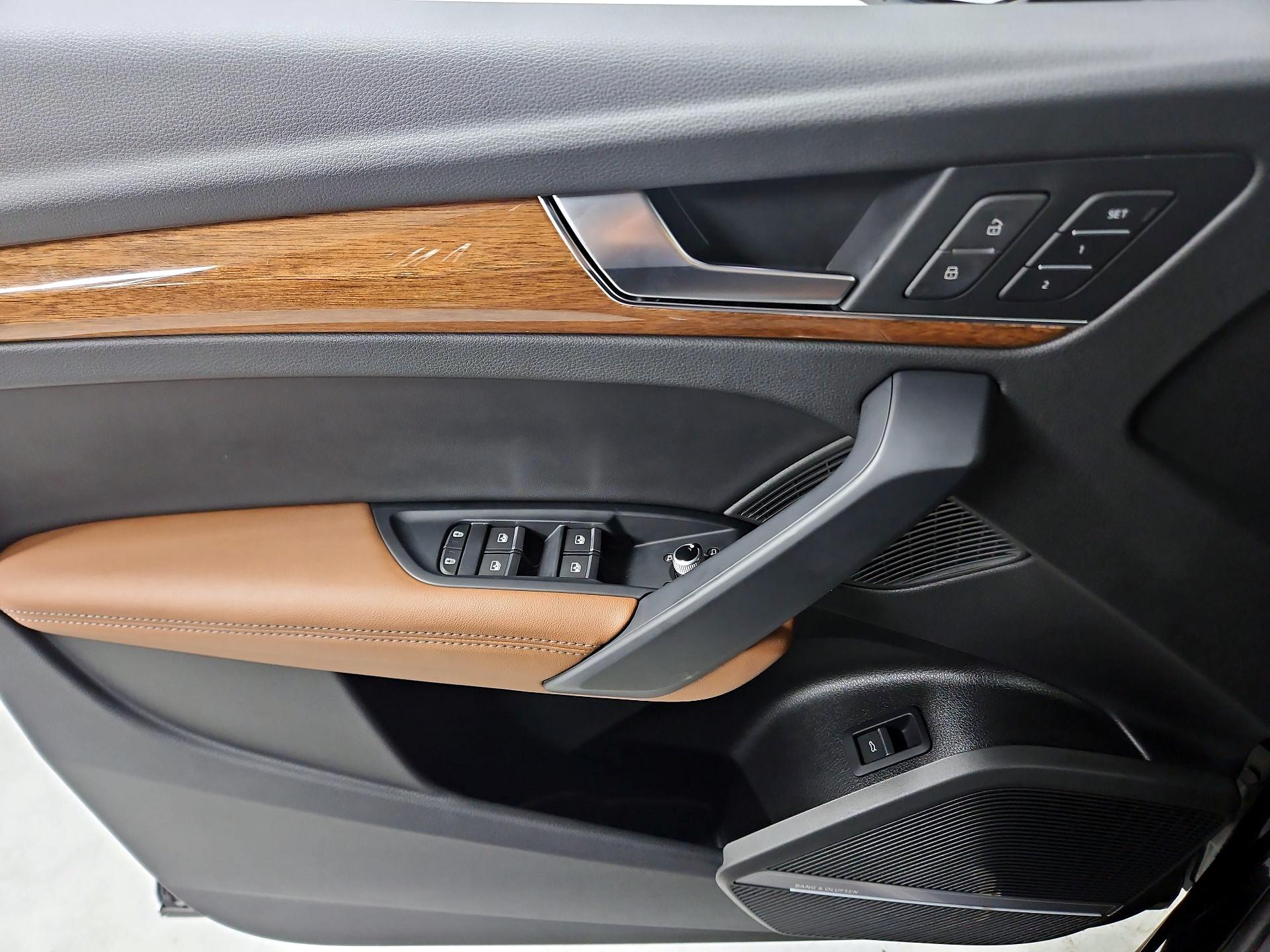 Thumbnail: 2023 Audi Q5 - 12