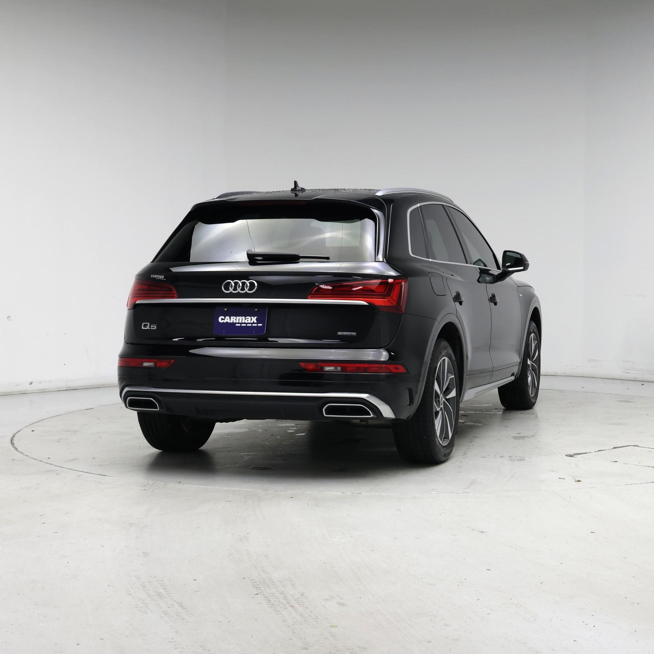 Thumbnail: 2023 Audi Q5 - 8