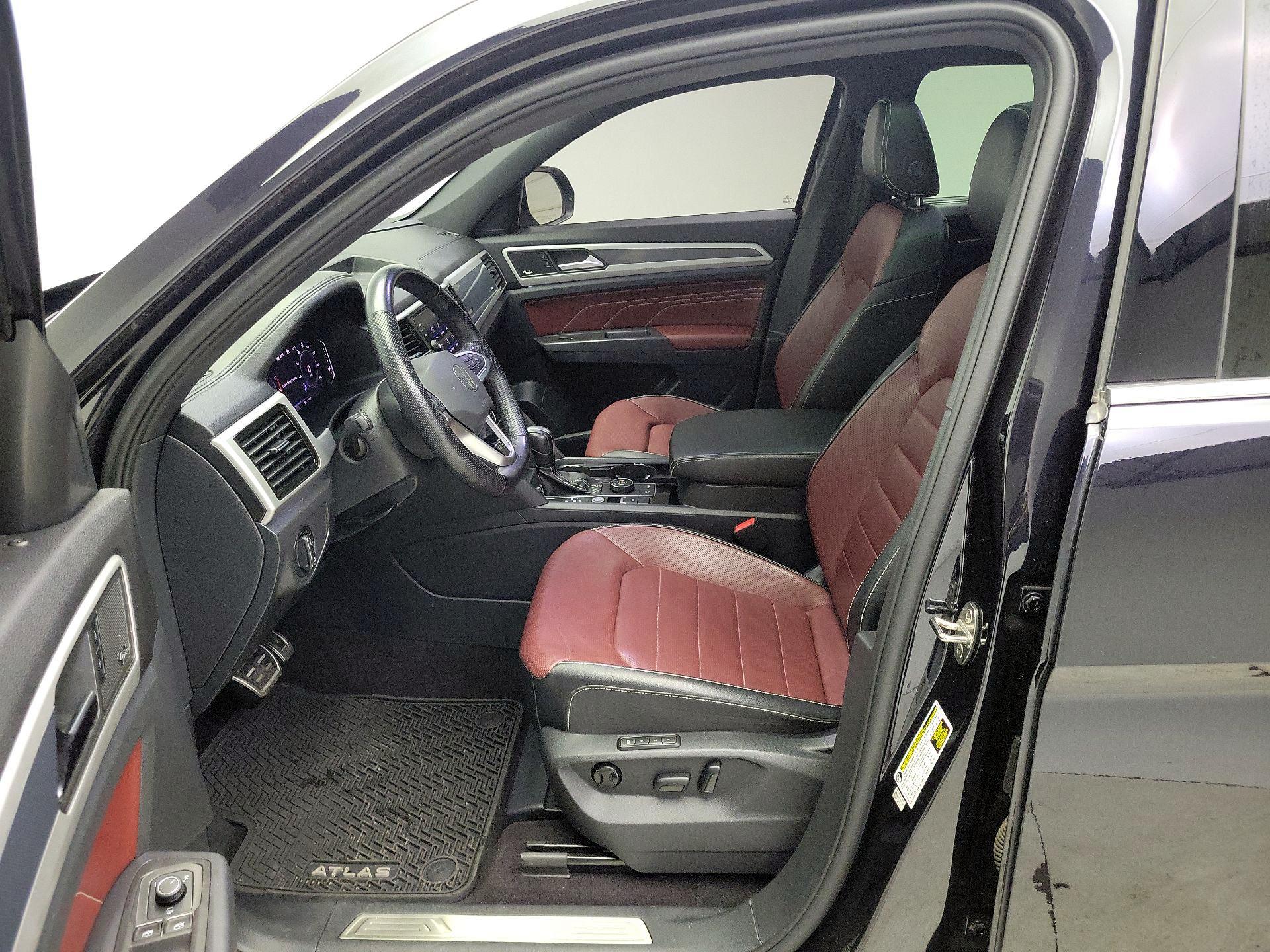 Thumbnail: 2022 Volkswagen Atlas - 11