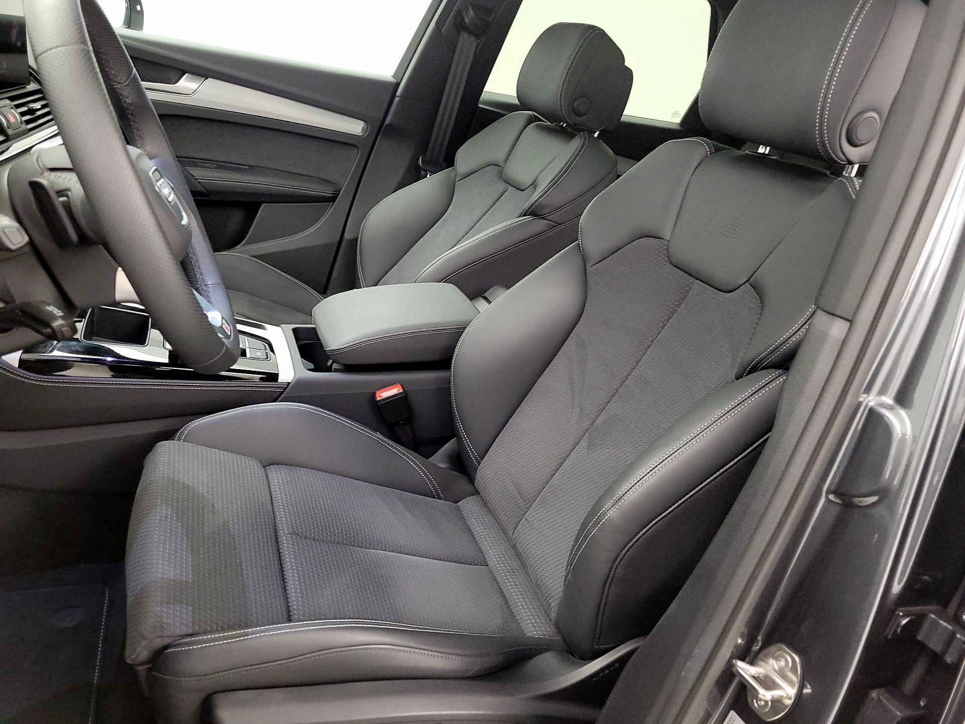 Thumbnail: 2024 Audi Q5 - 11