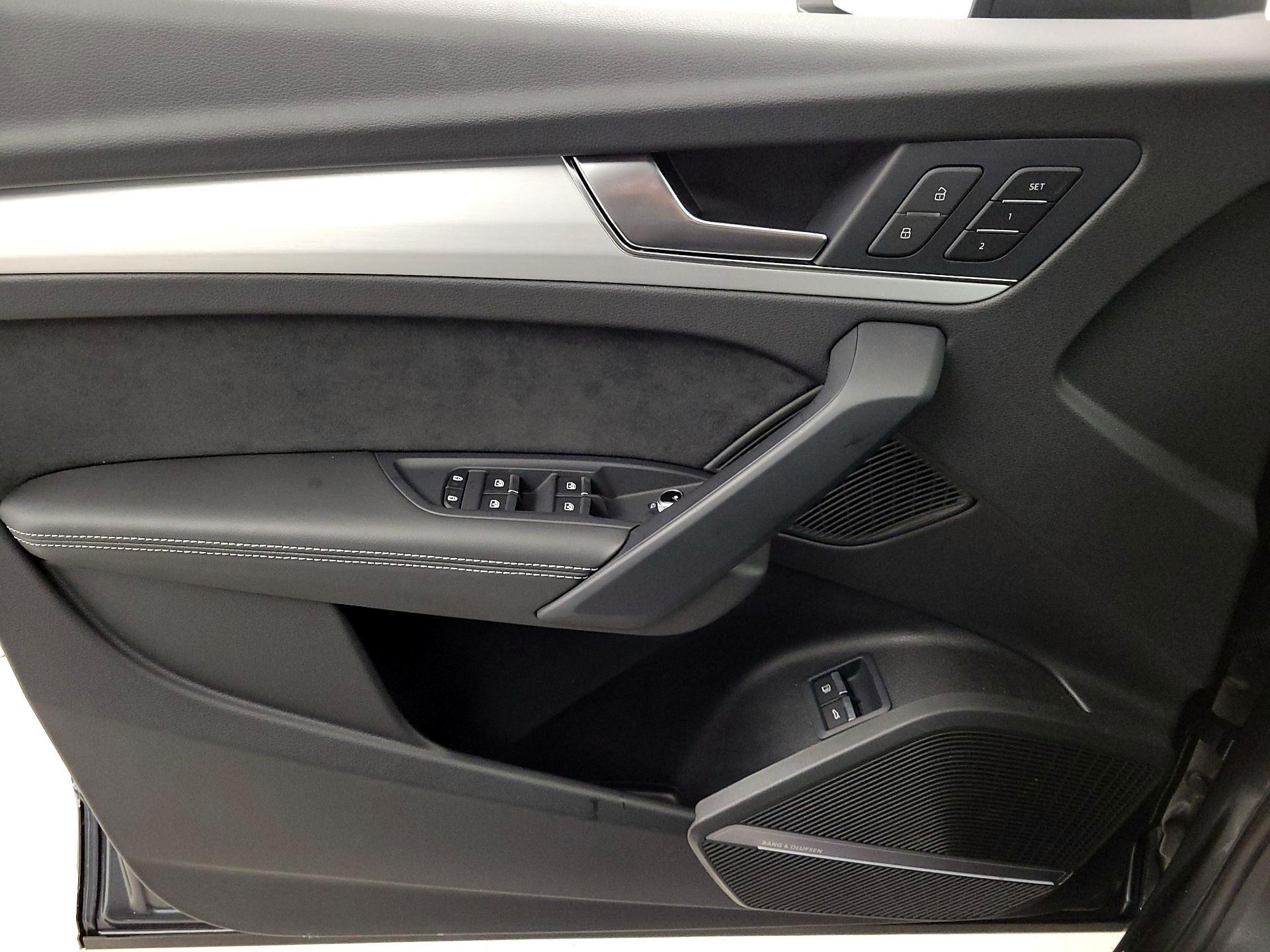 Thumbnail: 2024 Audi Q5 - 12