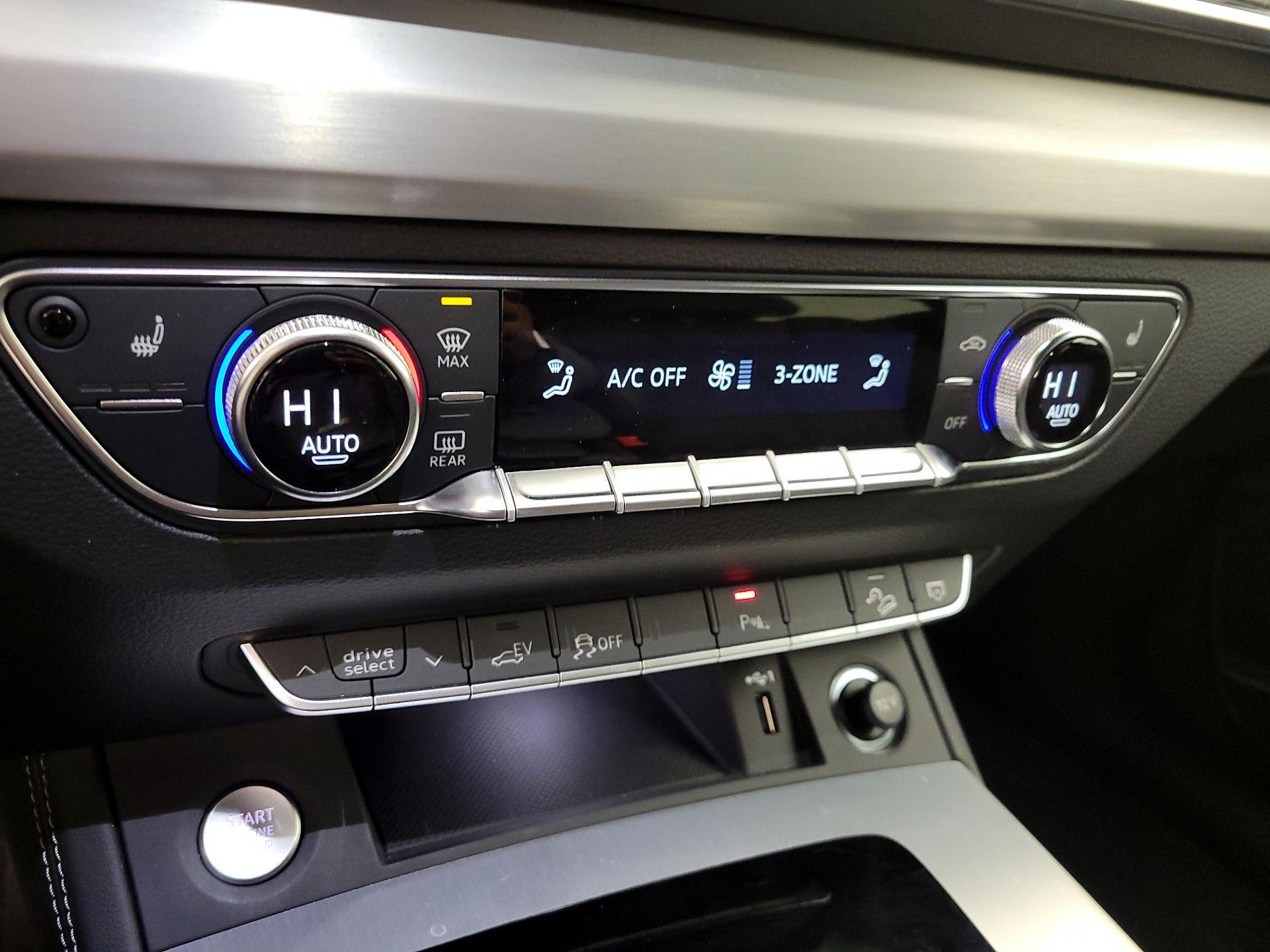 Thumbnail: 2024 Audi Q5 - 16