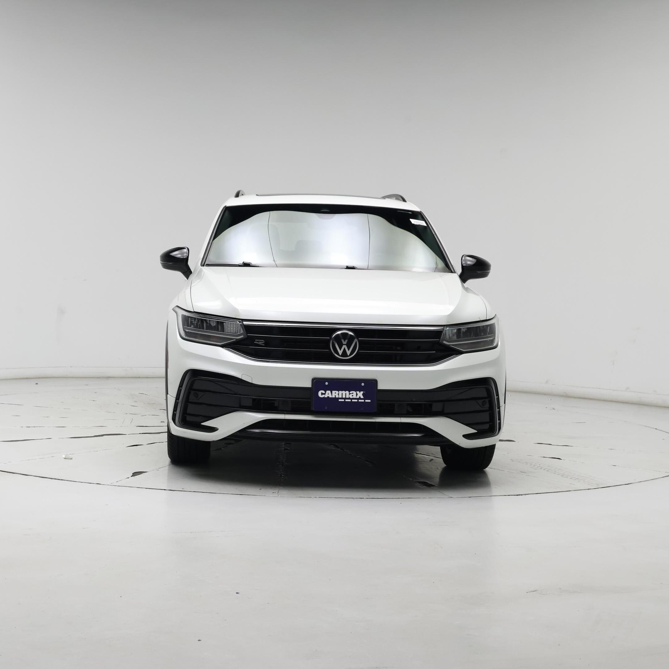 Thumbnail: 2022 Volkswagen Tiguan - 5