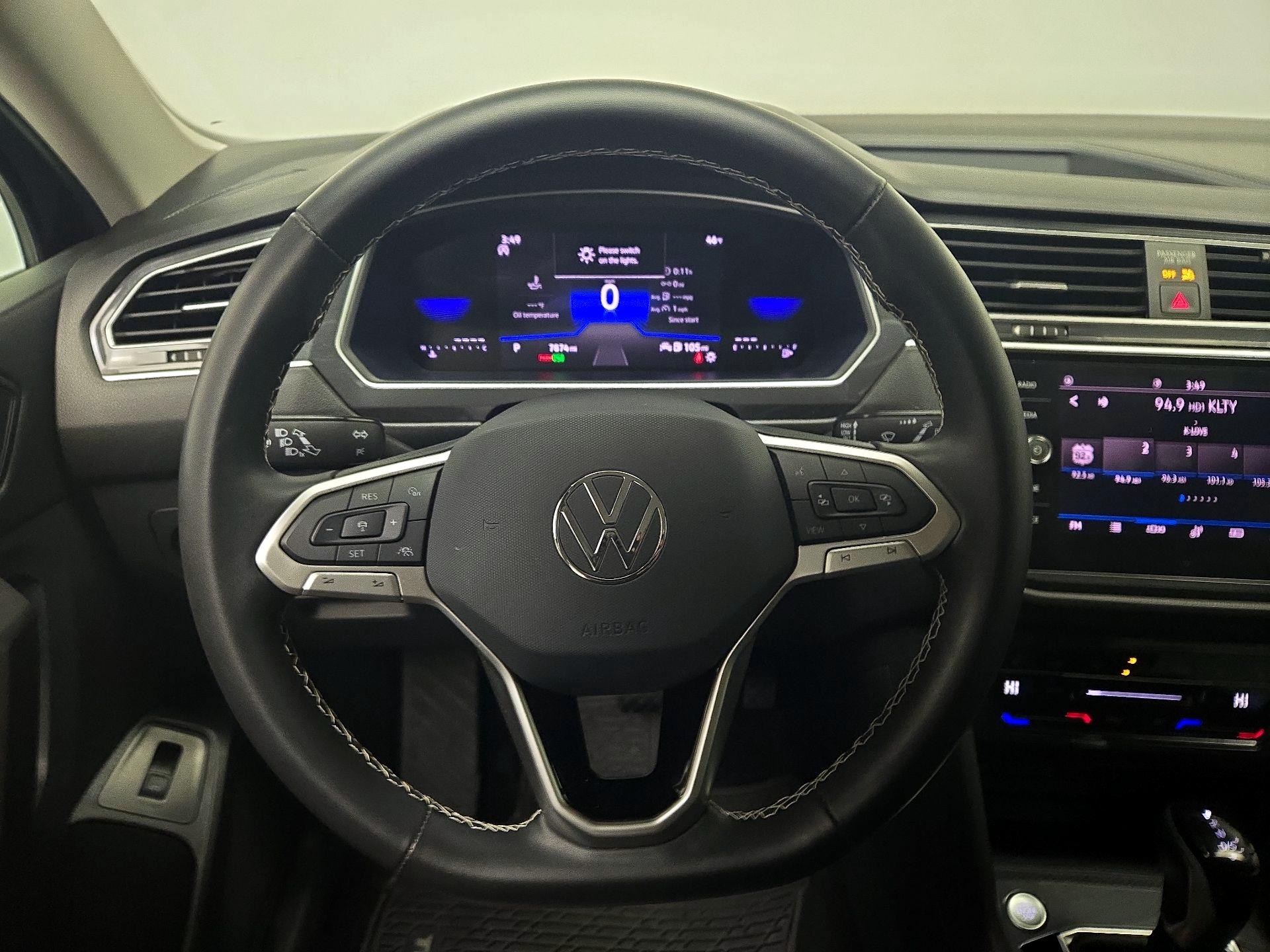 Thumbnail: 2024 Volkswagen Tiguan - 10