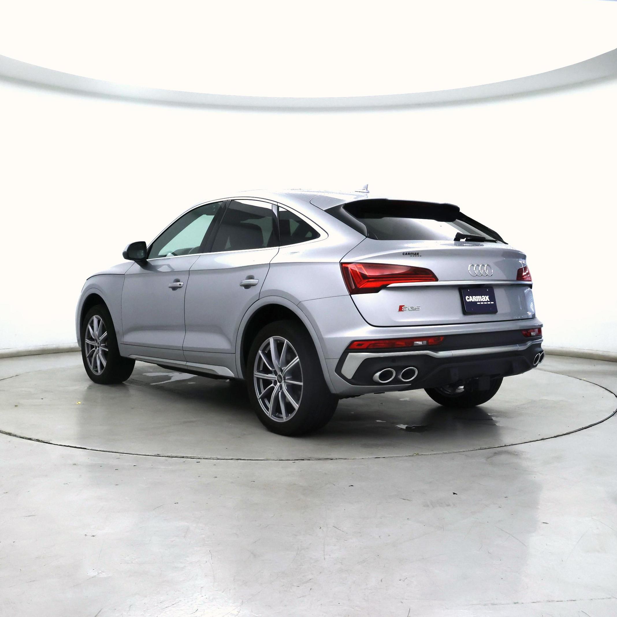 Thumbnail: 2022 Audi SQ5 - 2