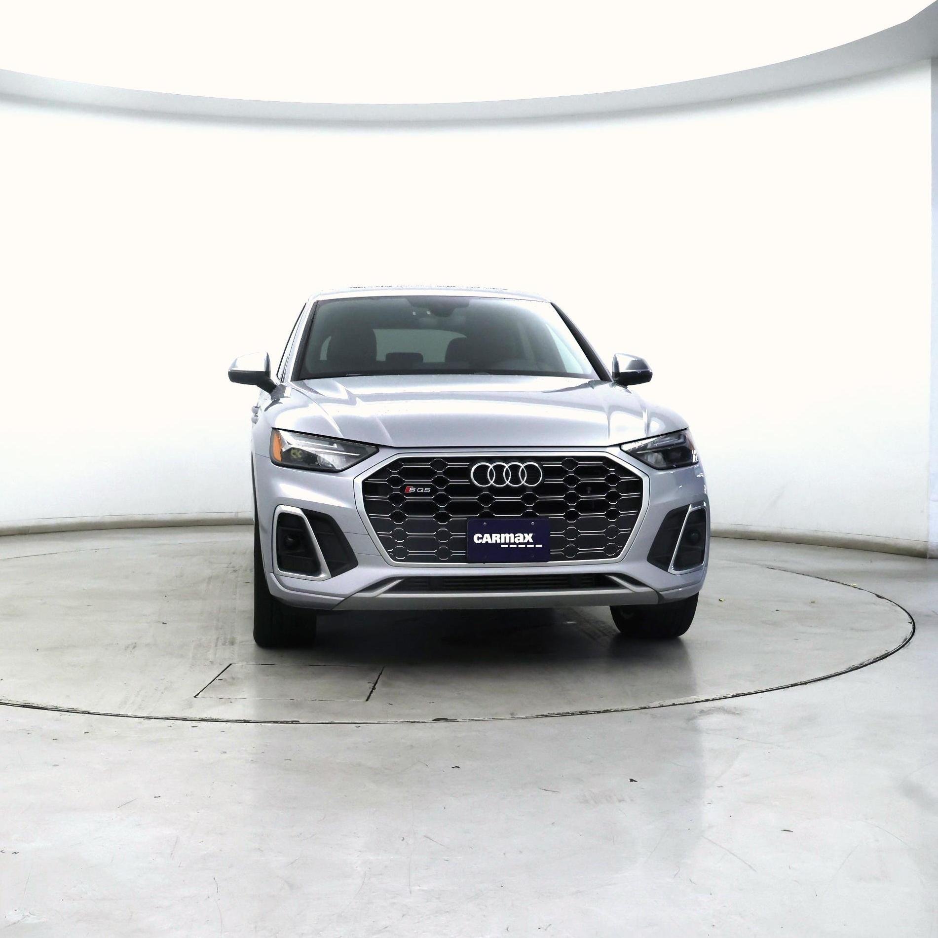 Thumbnail: 2022 Audi SQ5 - 5