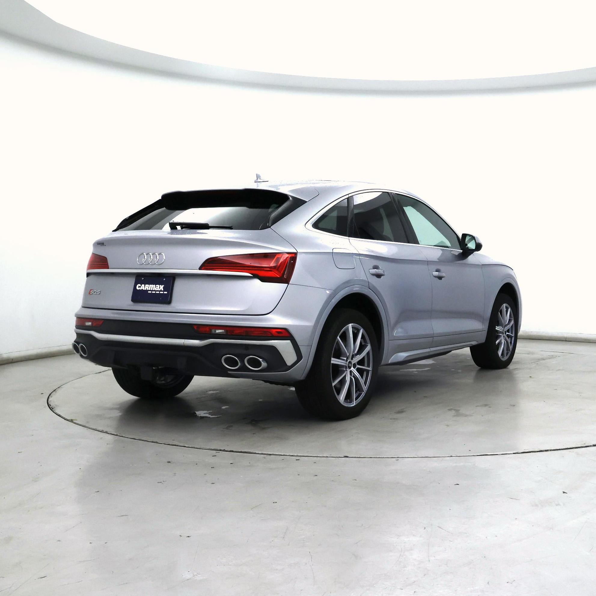 Thumbnail: 2022 Audi SQ5 - 8