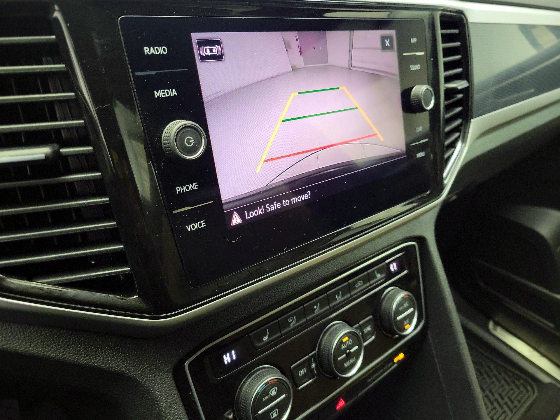 Thumbnail: 2023 Volkswagen Atlas - 14