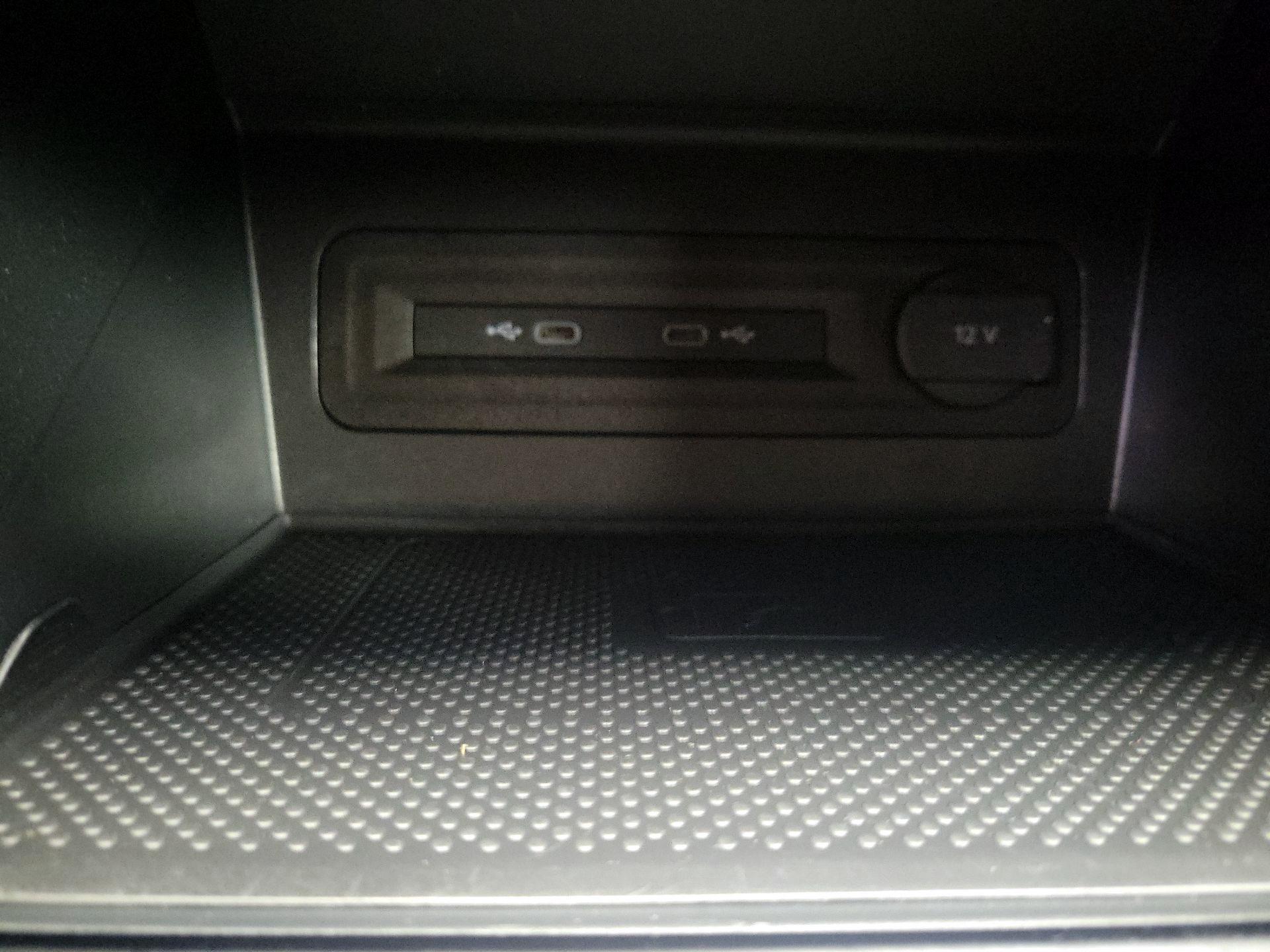 Thumbnail: 2023 Volkswagen Atlas - 18