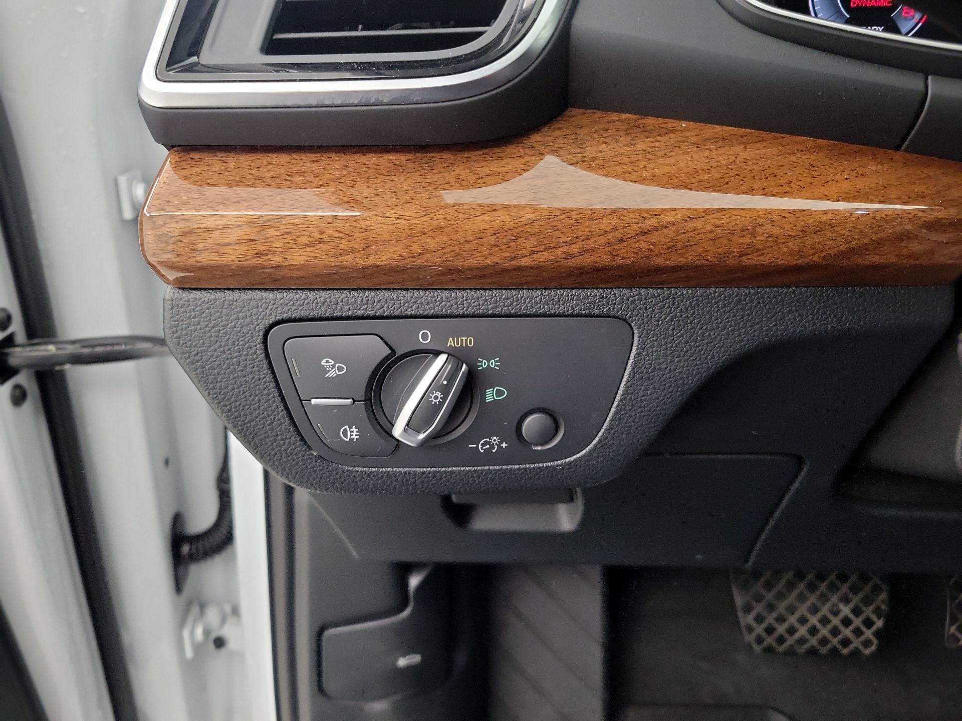 Thumbnail: 2023 Audi Q5 - 13