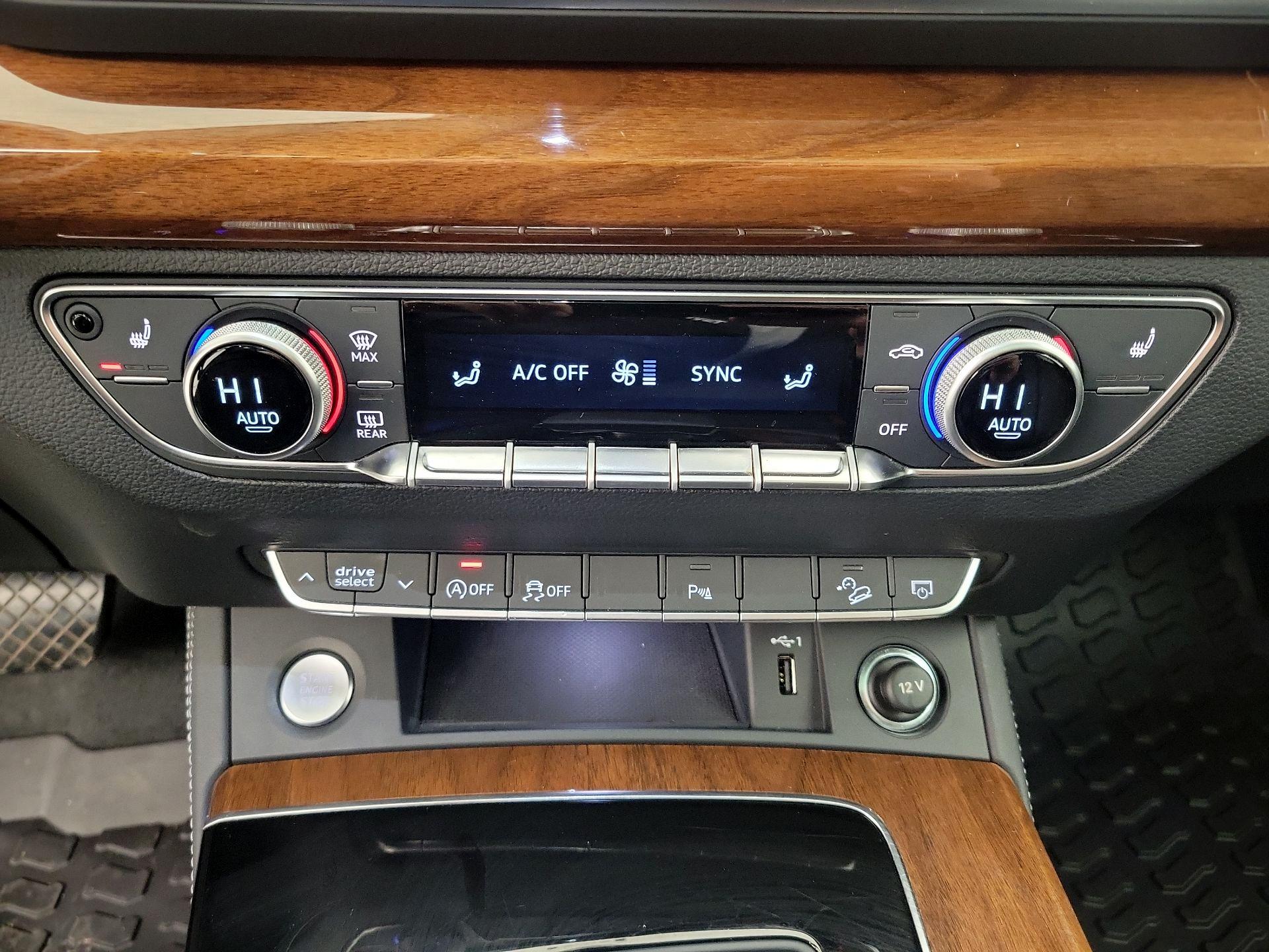 Thumbnail: 2023 Audi Q5 - 17