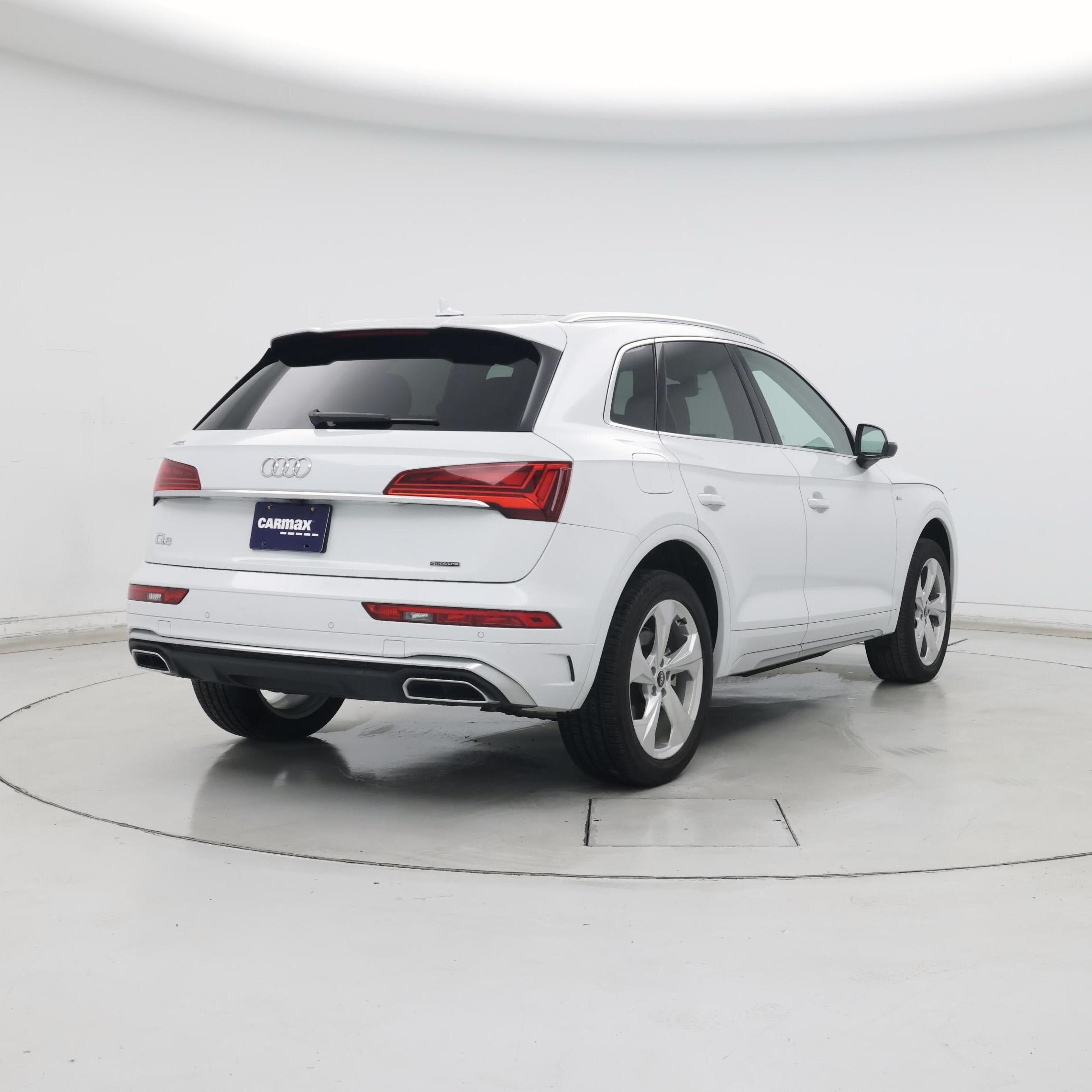 Thumbnail: 2023 Audi Q5 - 8