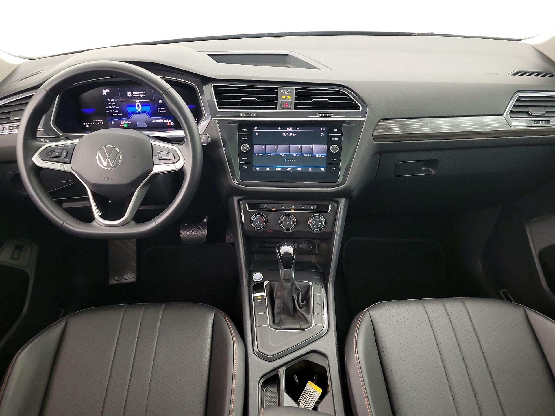 Thumbnail: 2024 Volkswagen Tiguan - 9