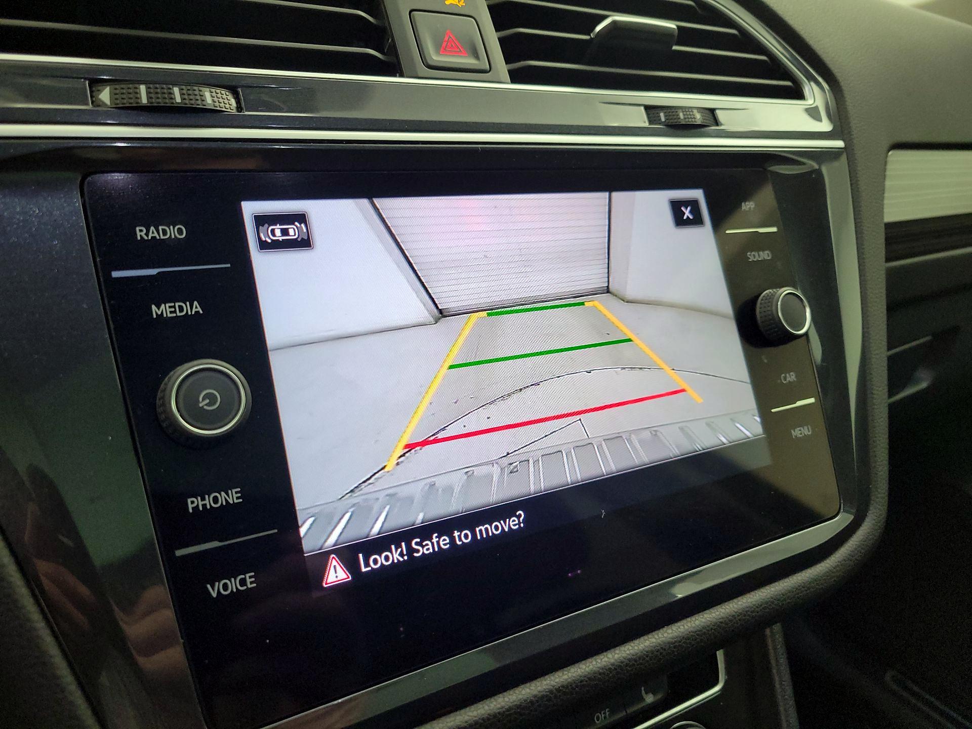 Thumbnail: 2024 Volkswagen Tiguan - 14