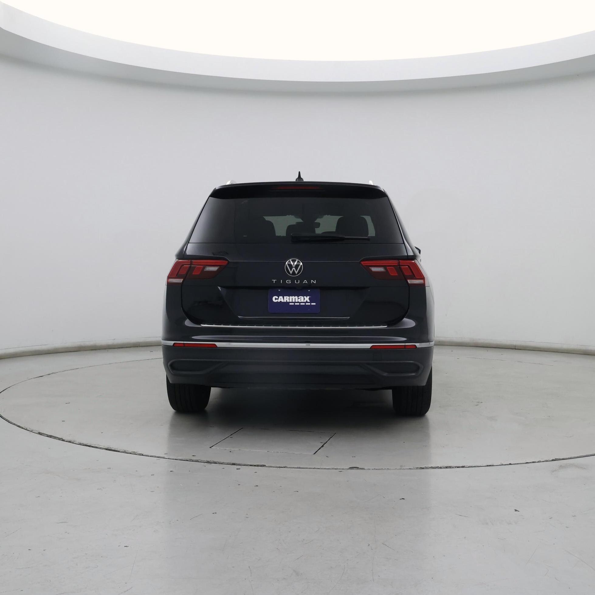 Thumbnail: 2024 Volkswagen Tiguan - 6