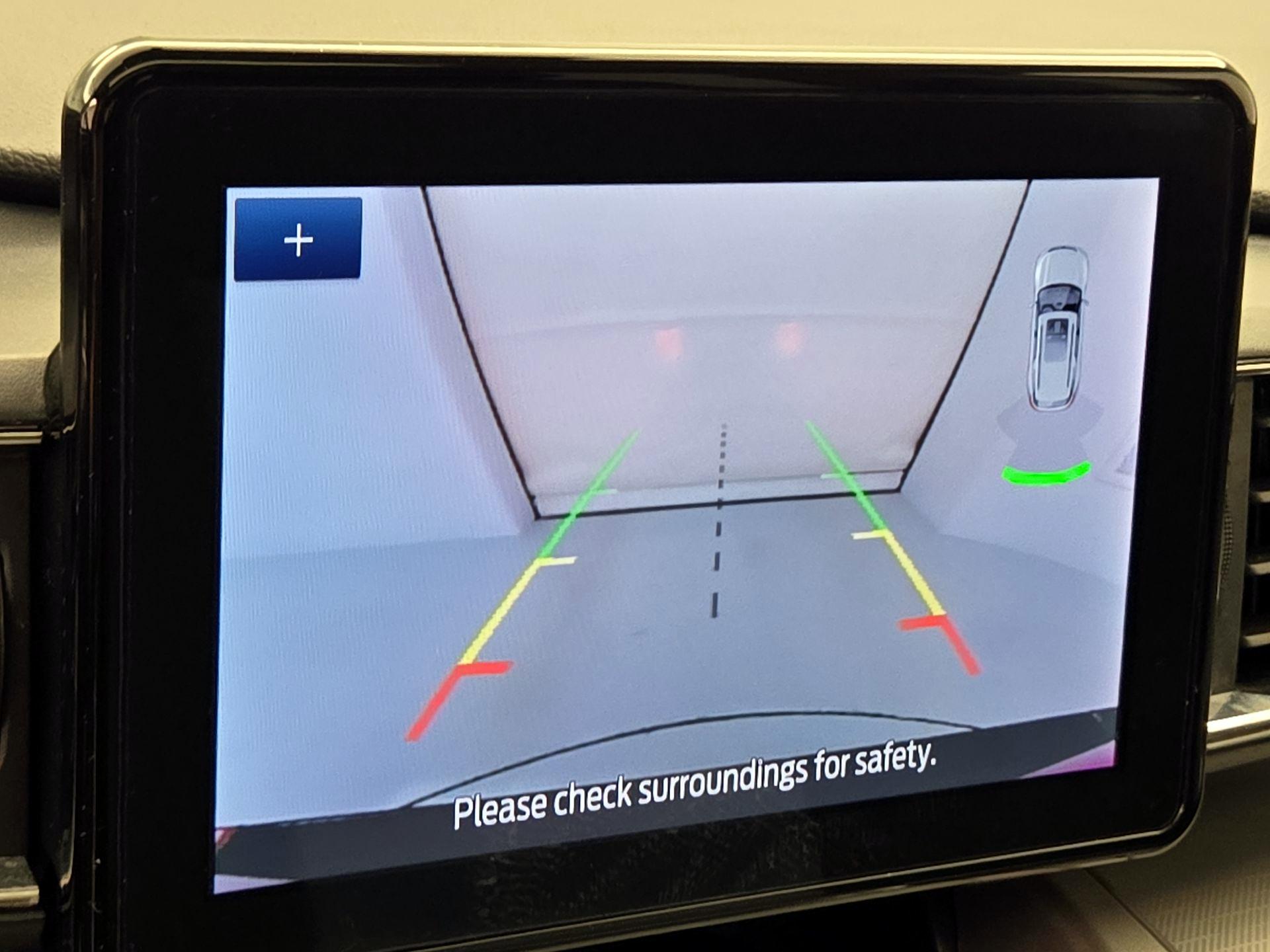 Thumbnail: 2022 Ford Explorer - 15