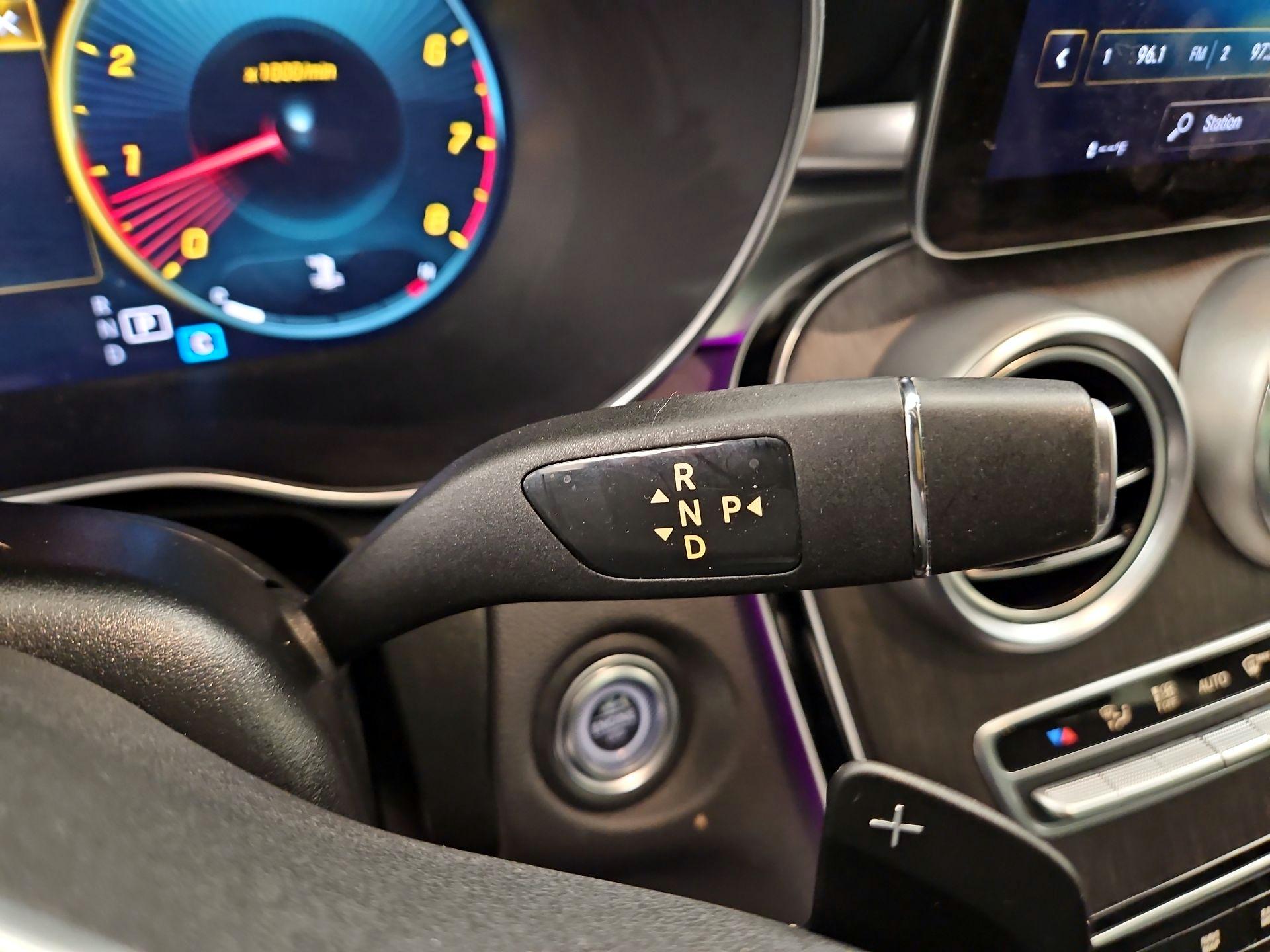 Thumbnail: 2022 Mercedes-Benz GLC - 17