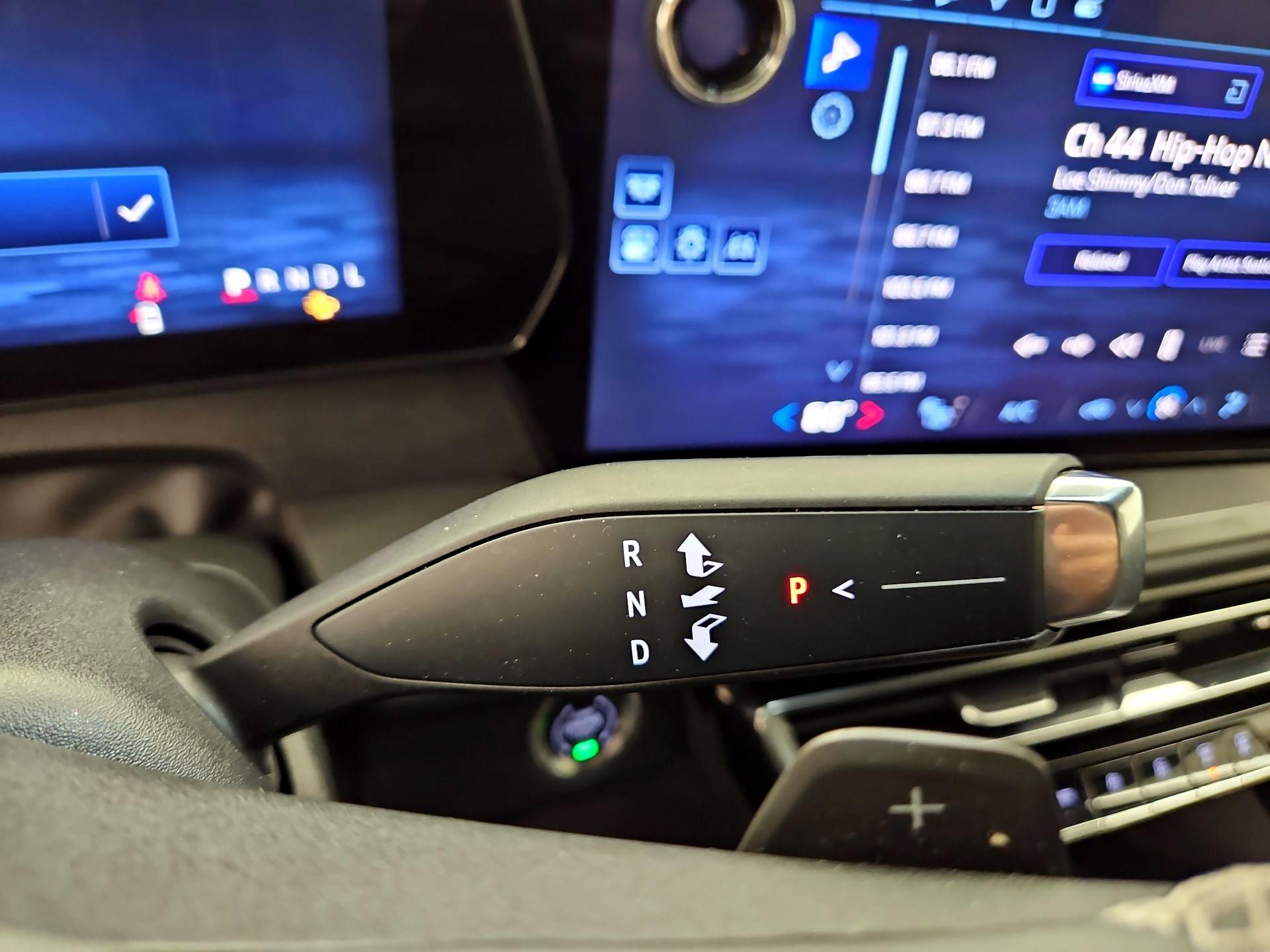 Thumbnail: 2024 Chevrolet Traverse - 18