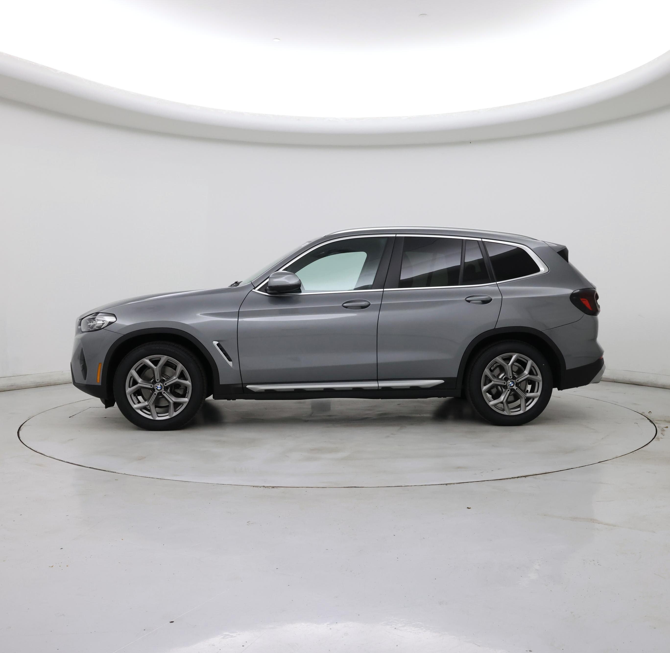 Thumbnail: 2023 BMW X3 - 3