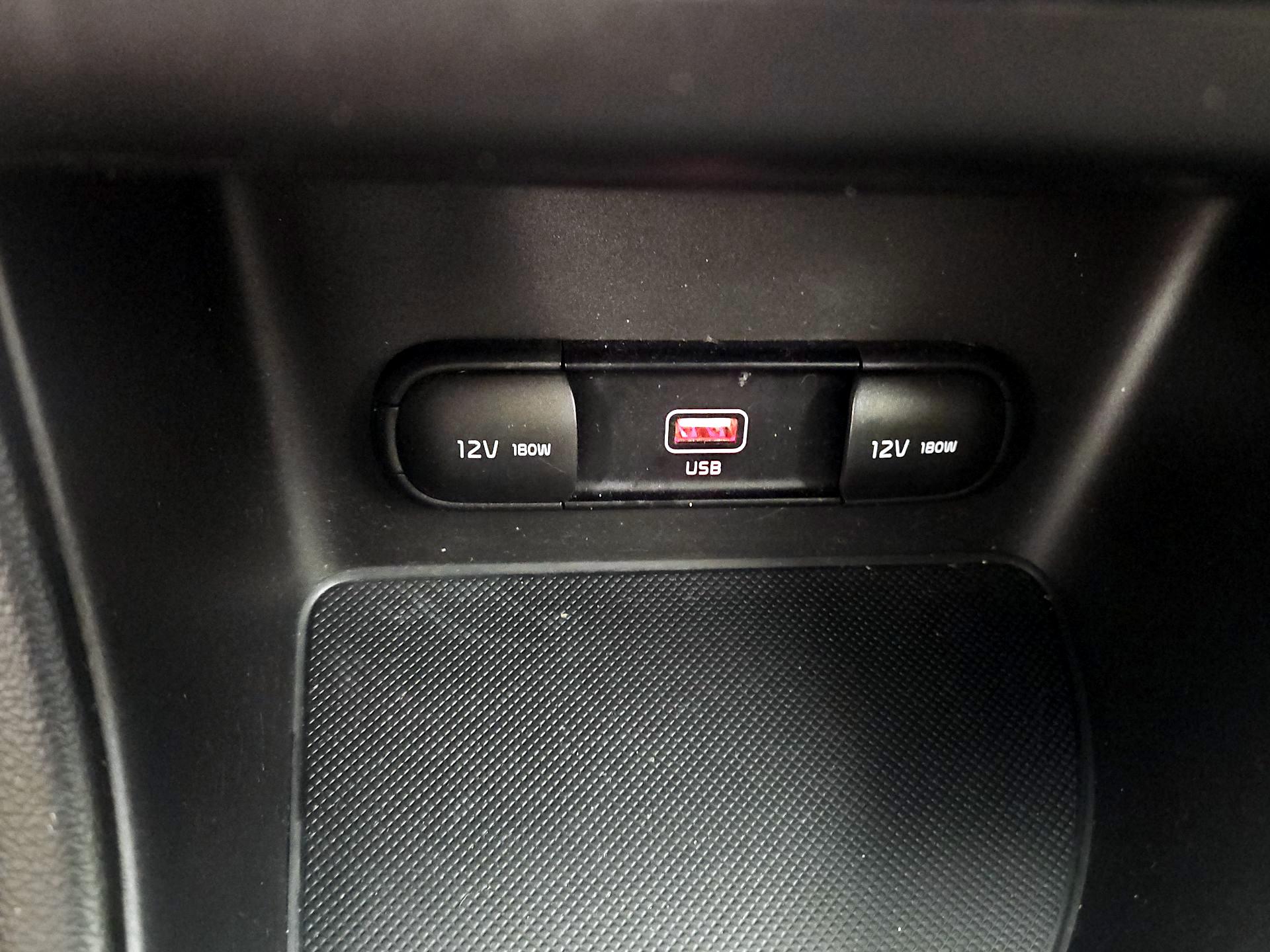 Thumbnail: 2020 Kia Sportage - 18