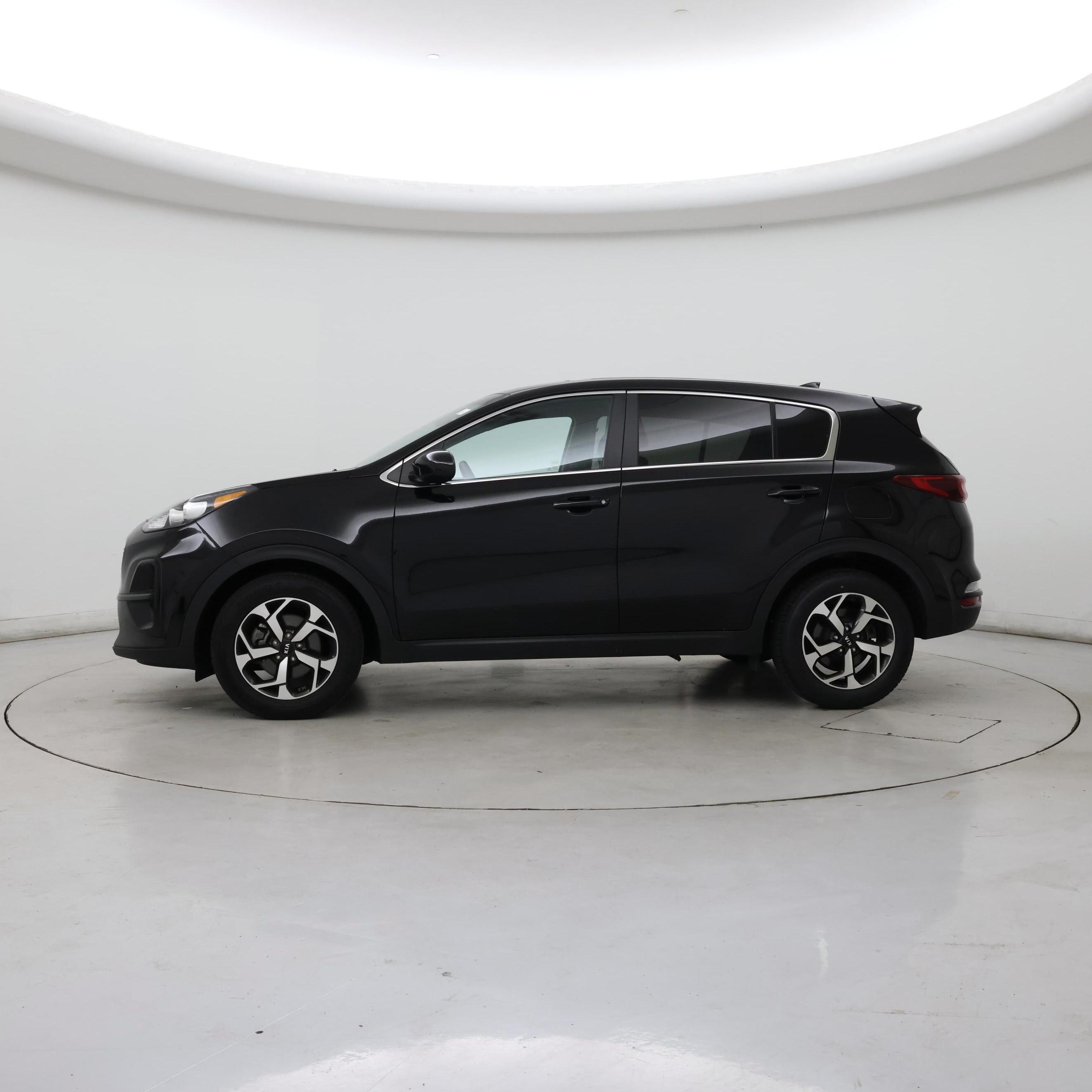 Thumbnail: 2020 Kia Sportage - 3