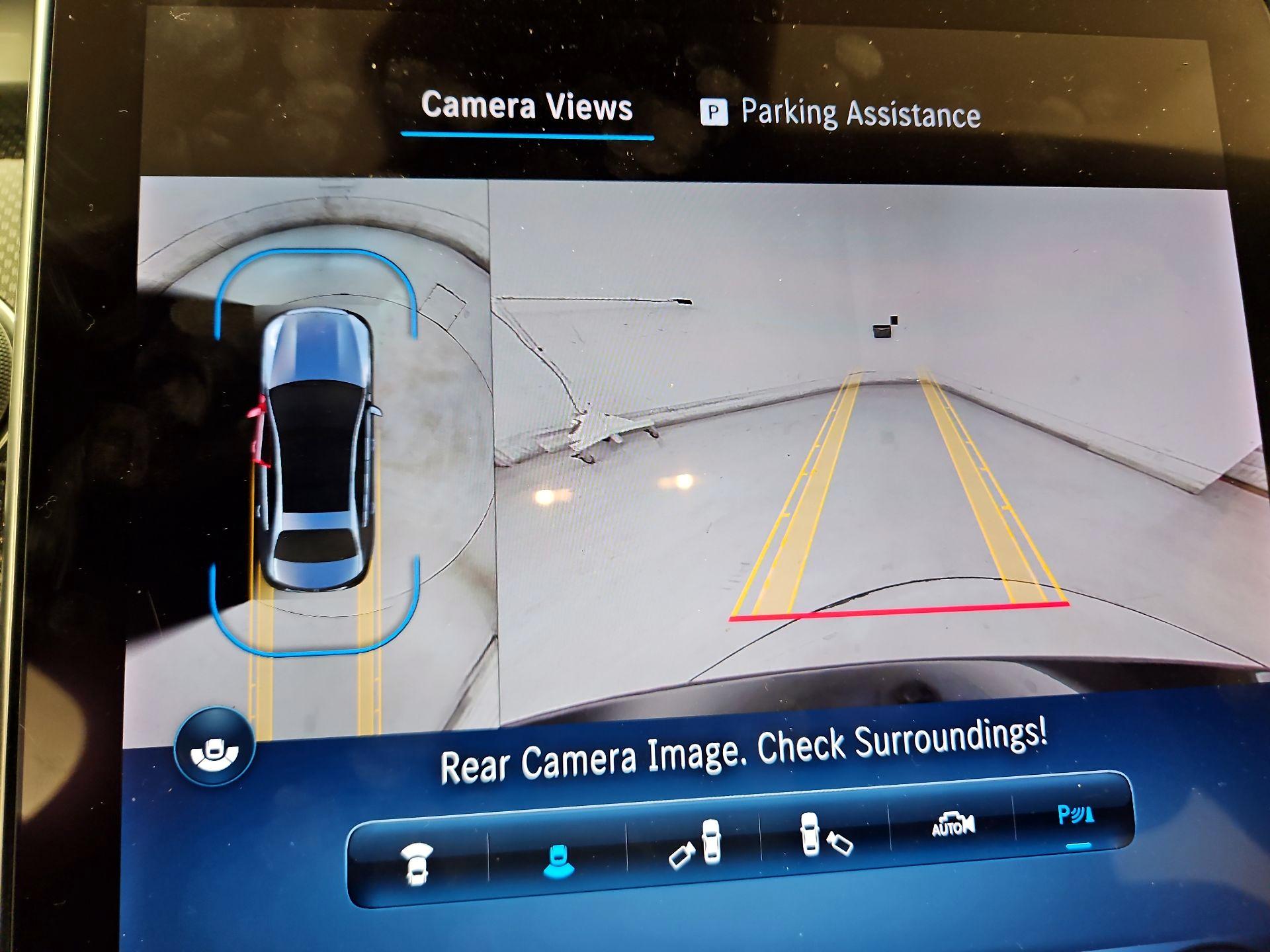 Thumbnail: 2023 Mercedes-Benz C-Class - 14