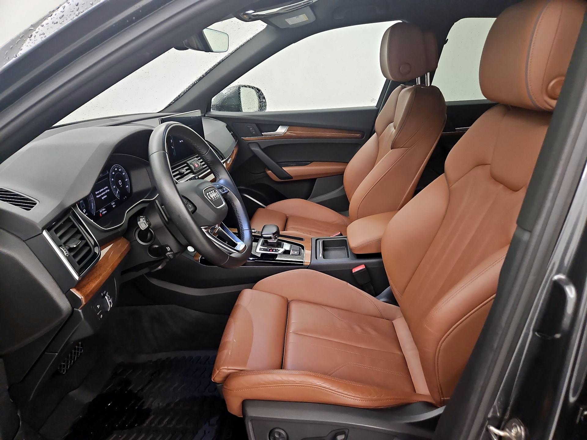 Thumbnail: 2022 Audi Q5 - 11