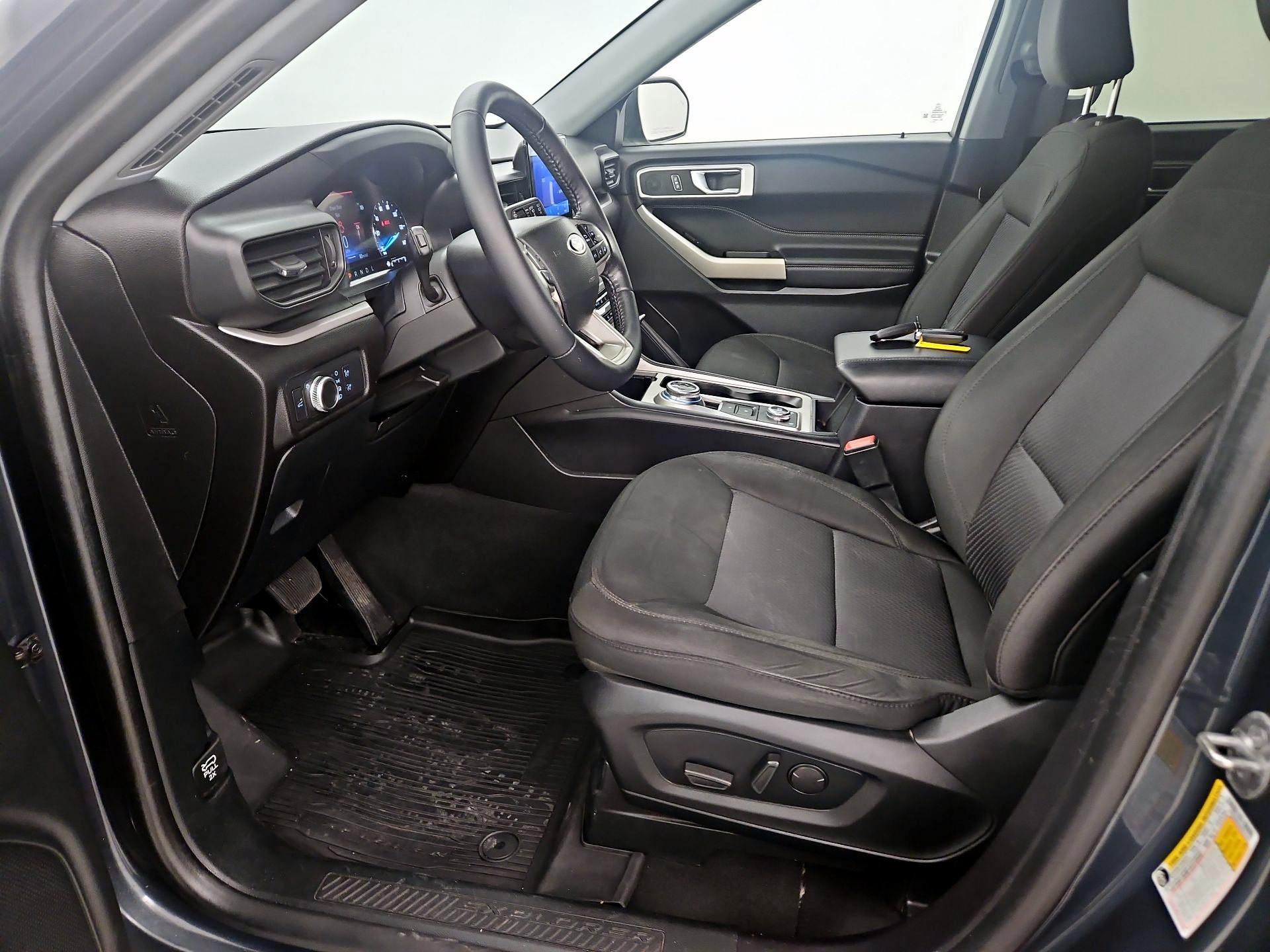 Thumbnail: 2022 Ford Explorer - 11