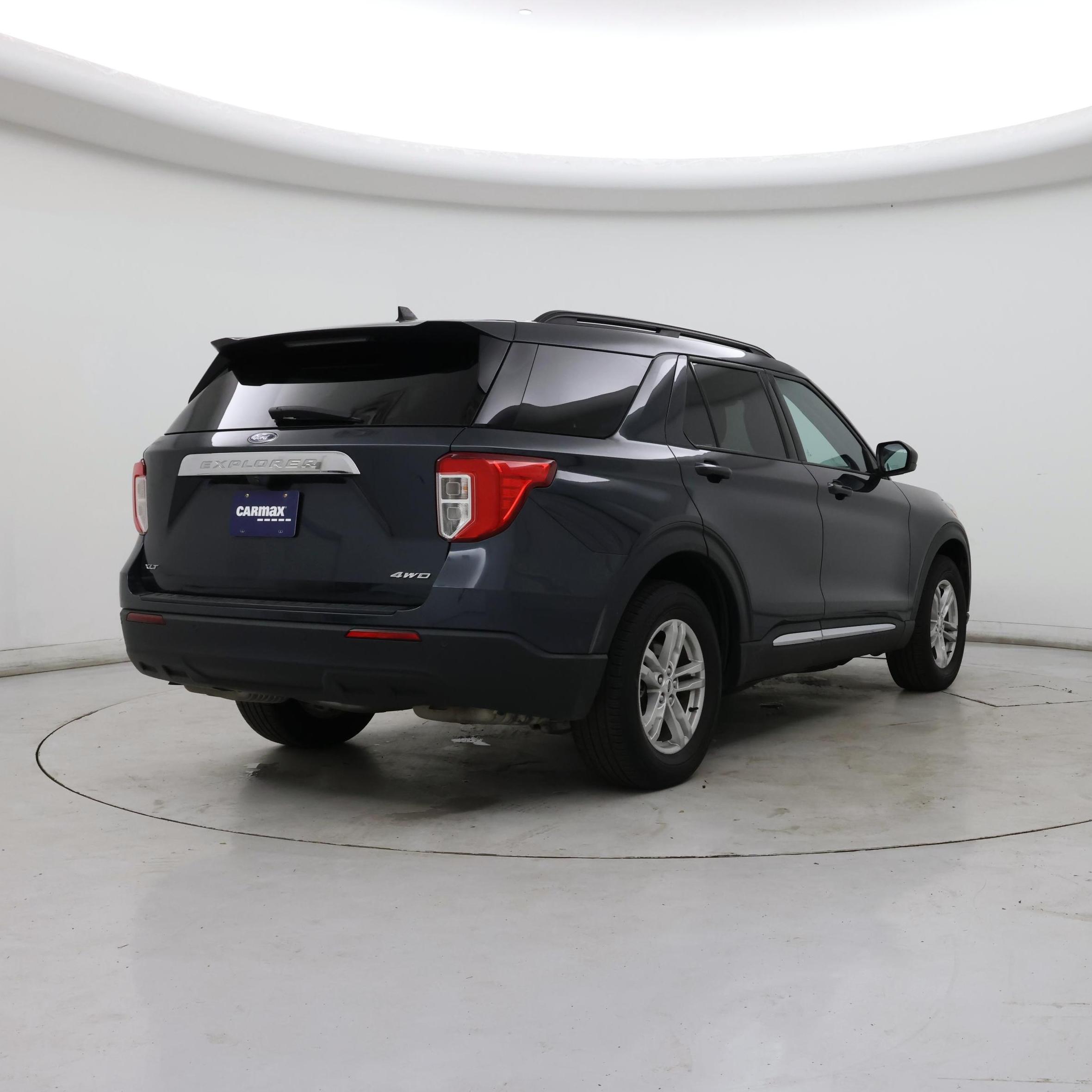 Thumbnail: 2022 Ford Explorer - 8