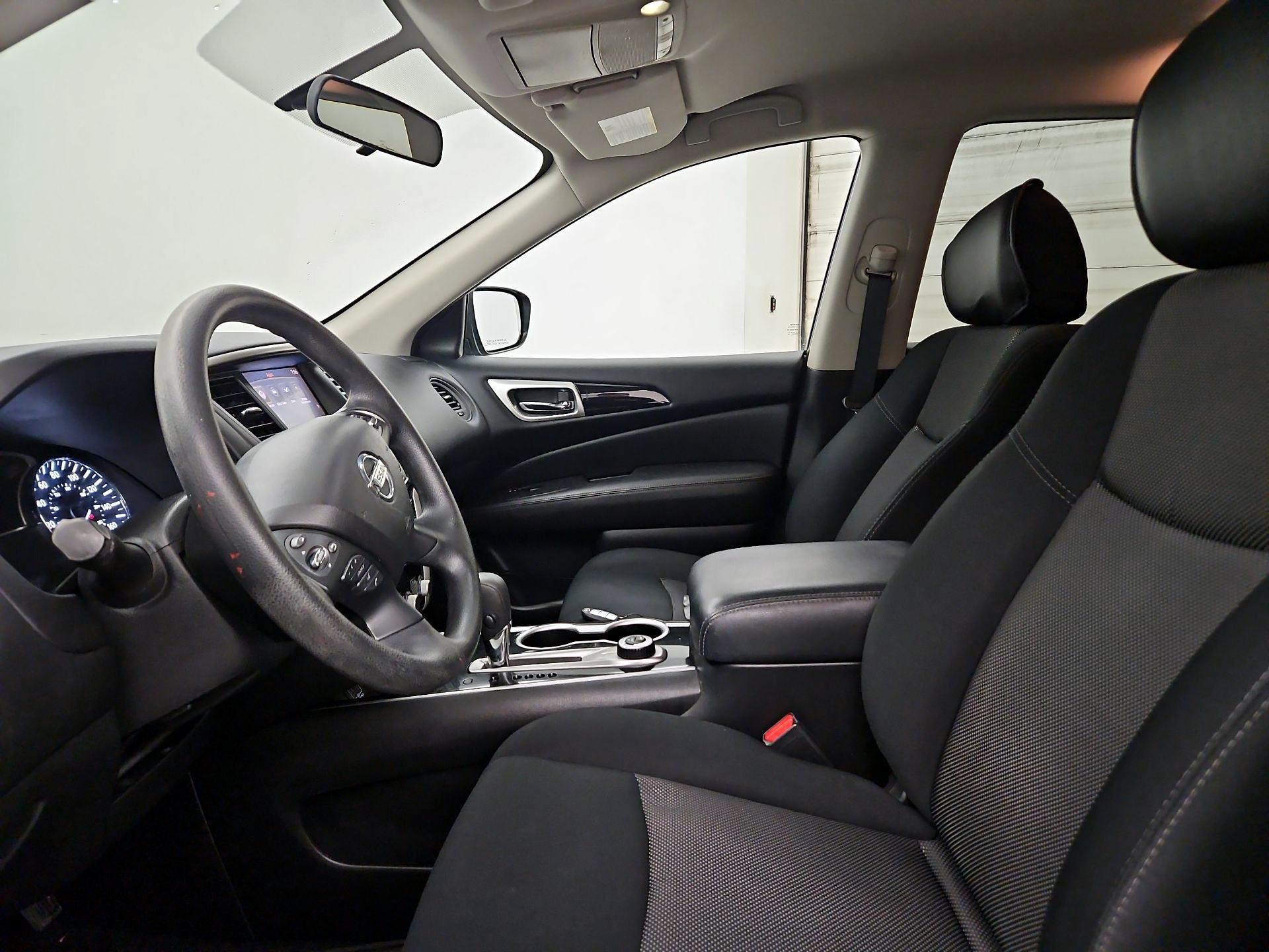 Thumbnail: 2018 Nissan Pathfinder - 11